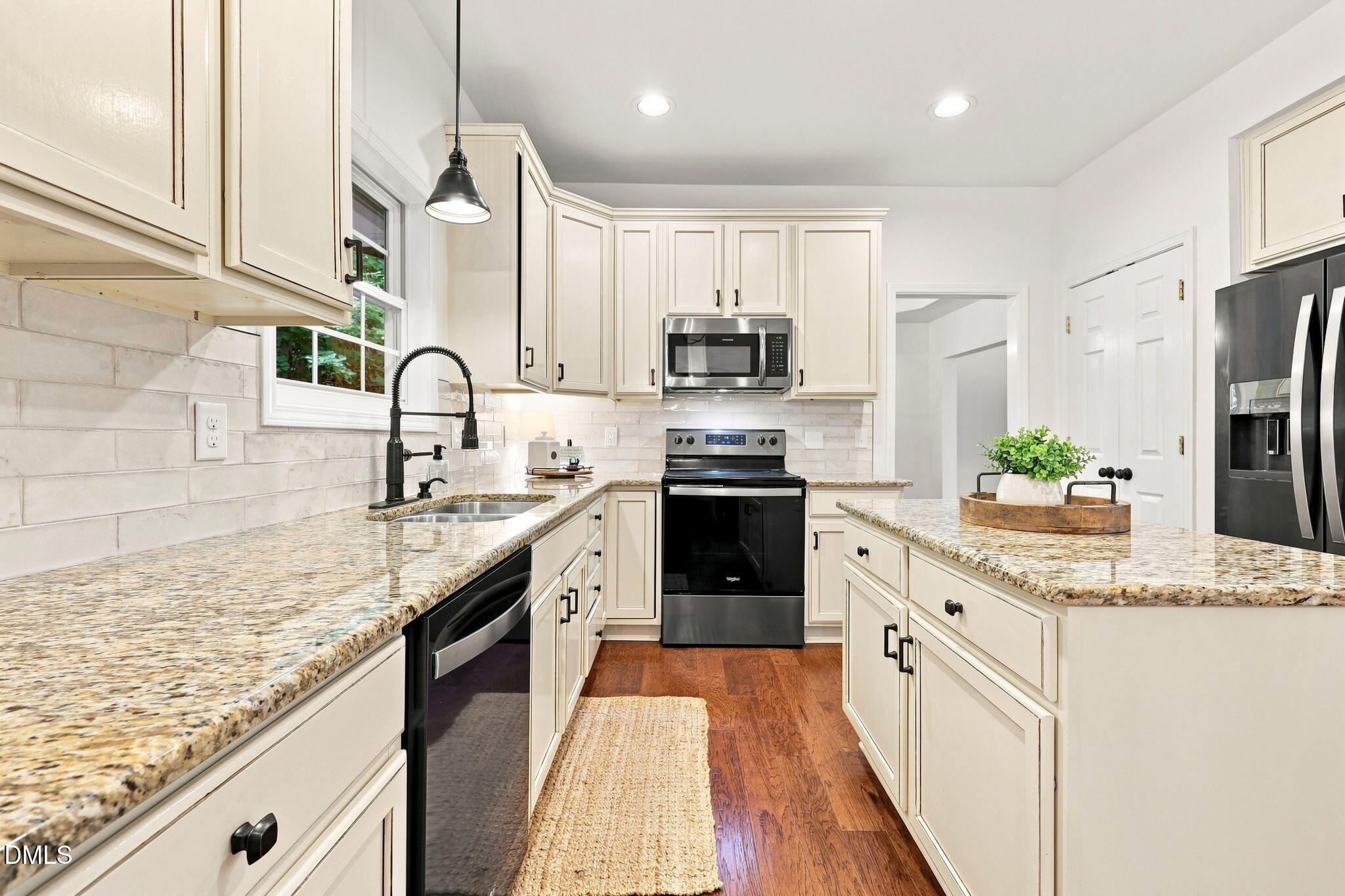 1601 Wood Spring Court