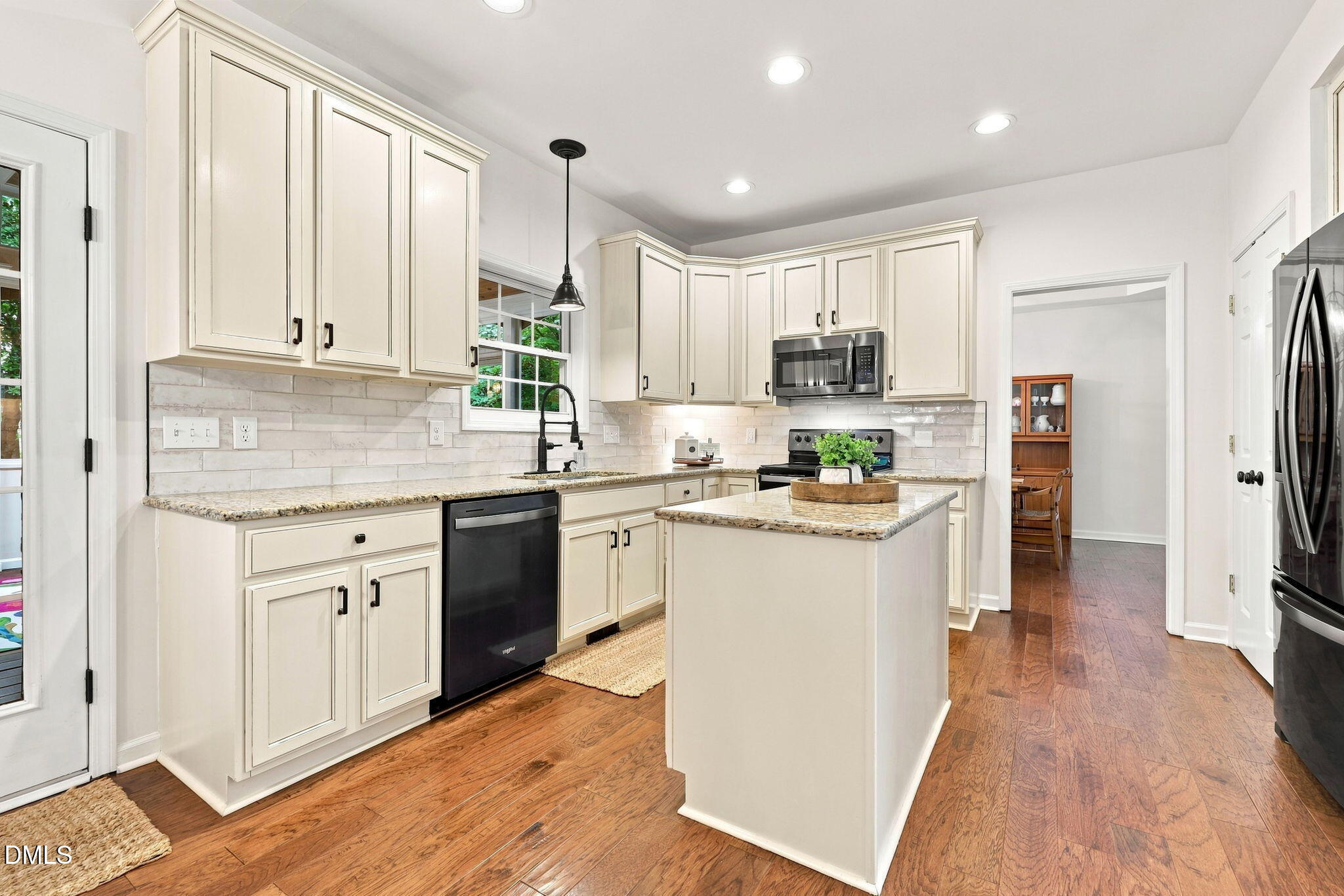 1601 Wood Spring Court