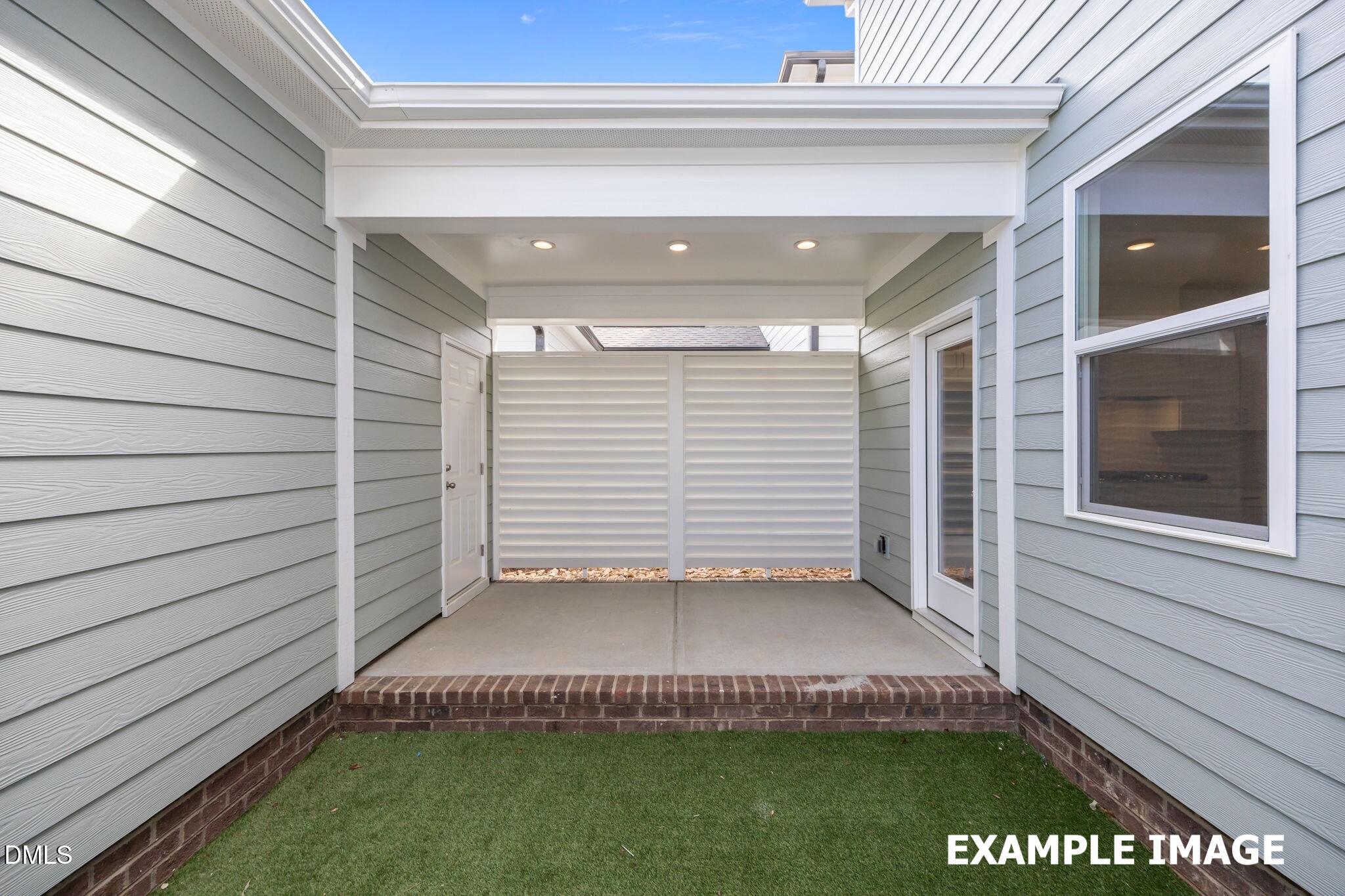 809 Carpet Grass Avenue