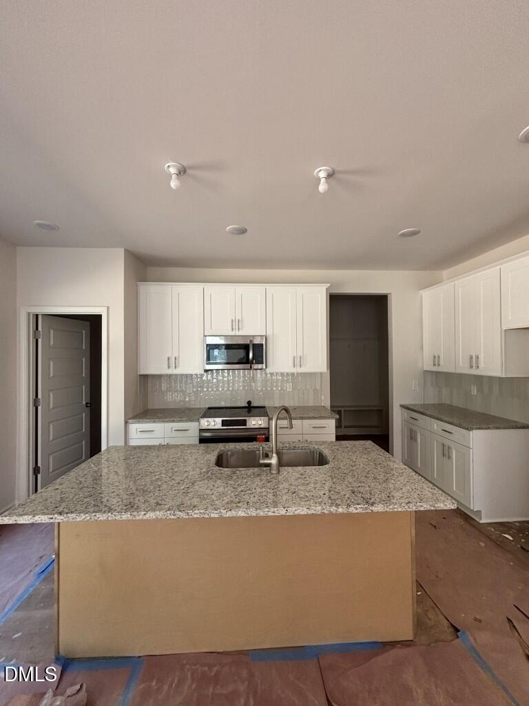 709 Crestview Drive