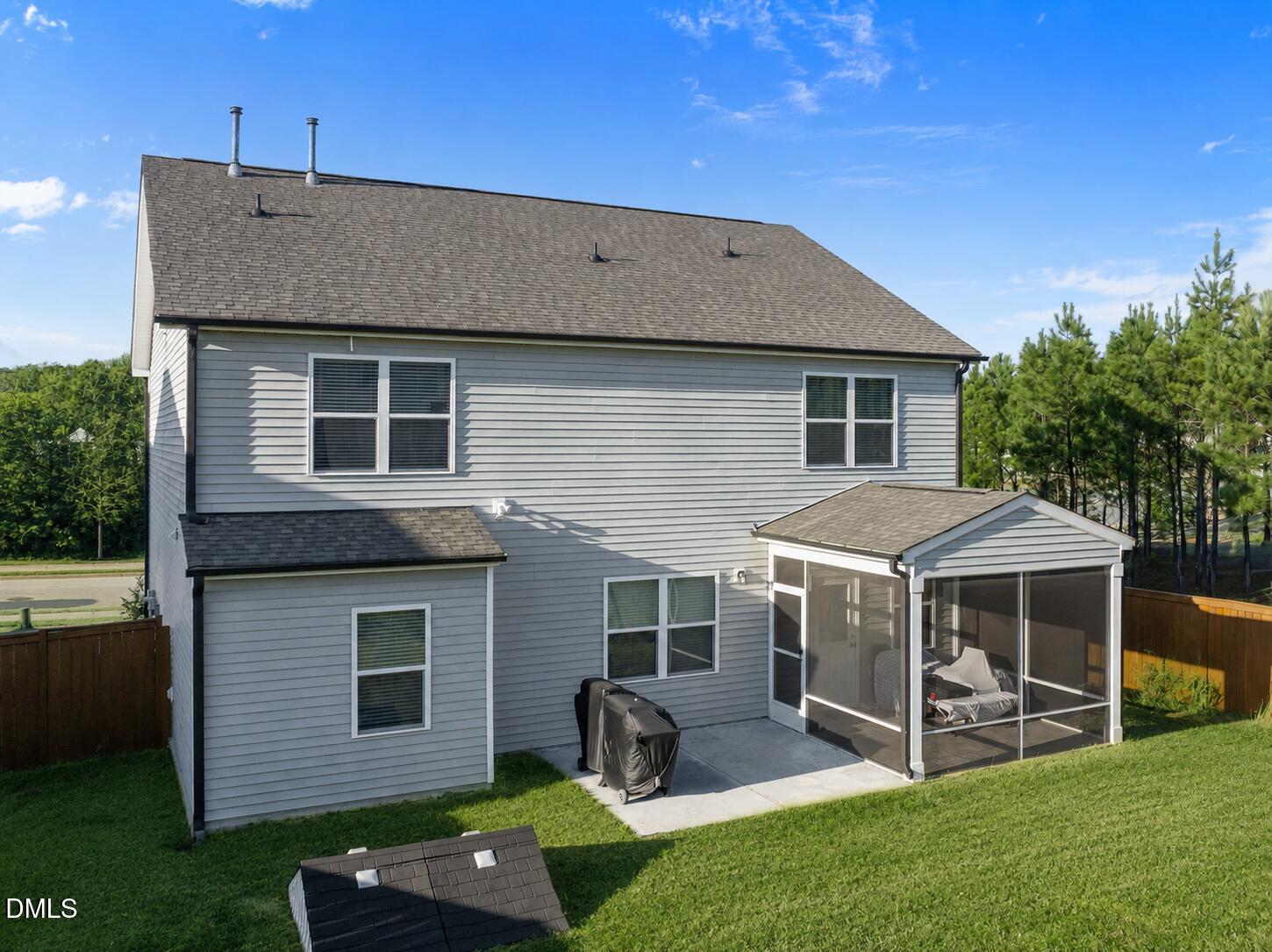 2252 Fairway Green Drive