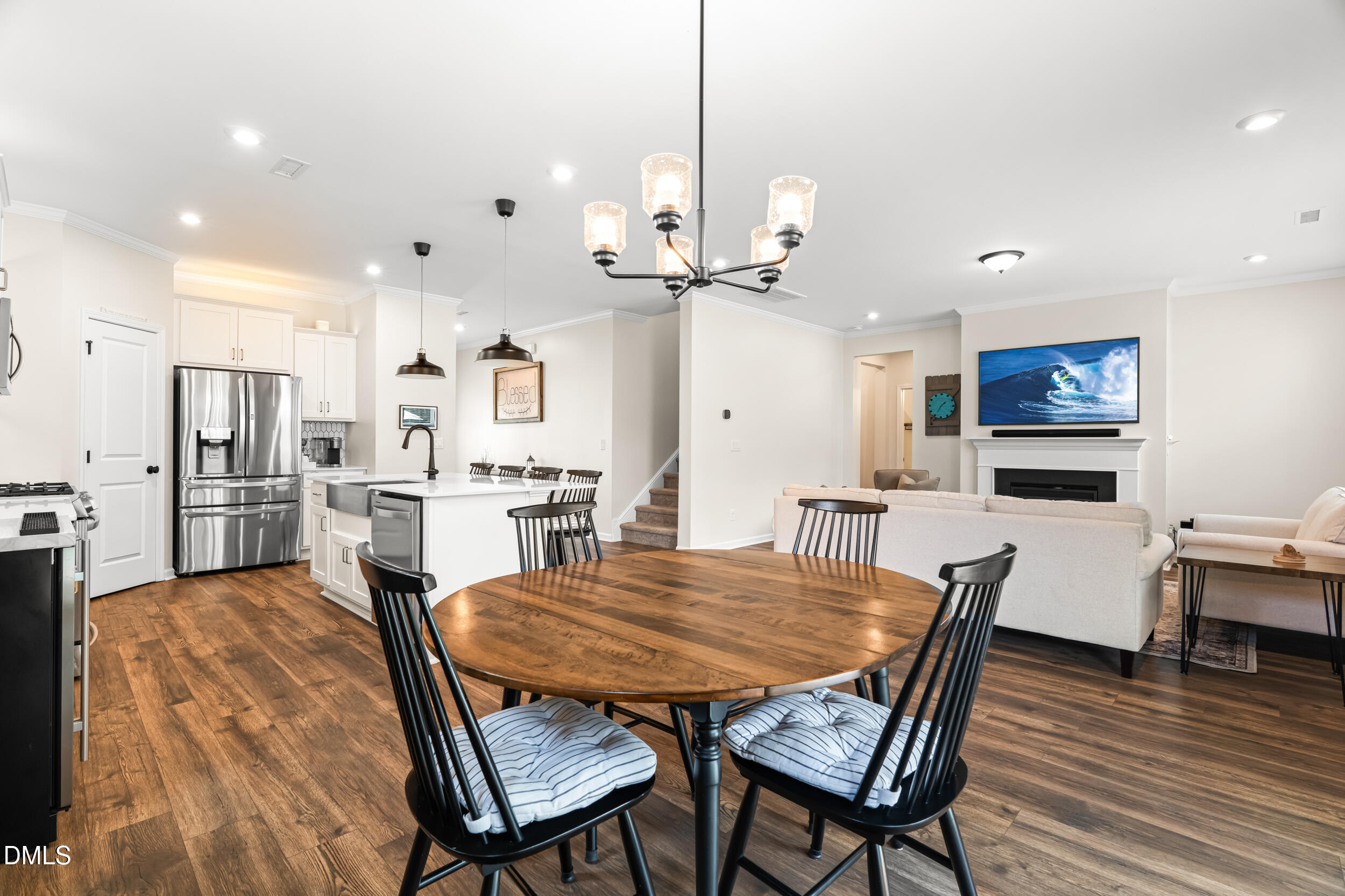 100 Capanne Court