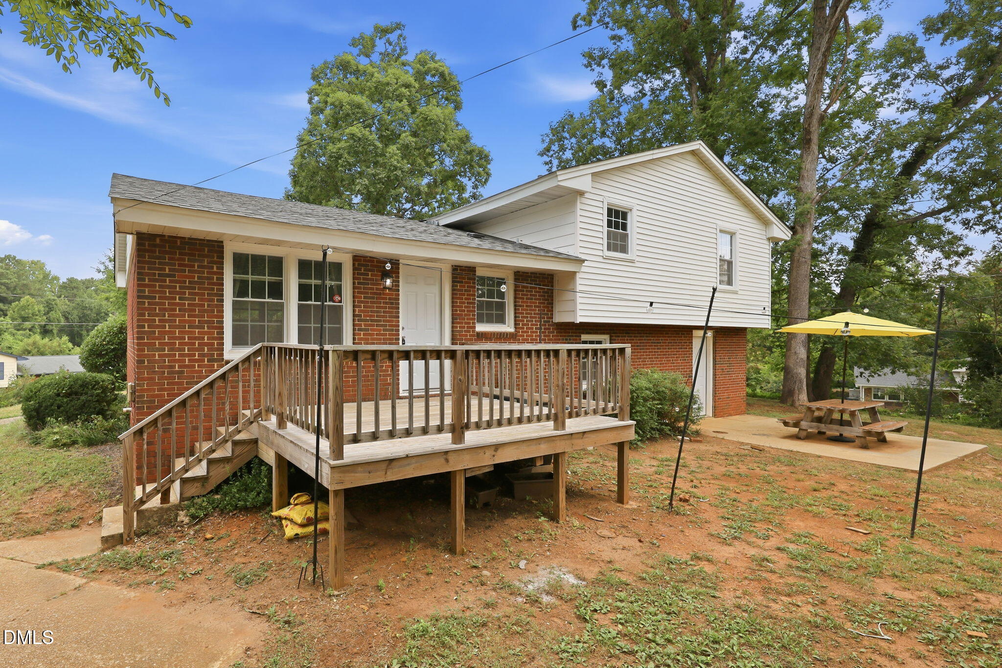 1536 N King Charles Road