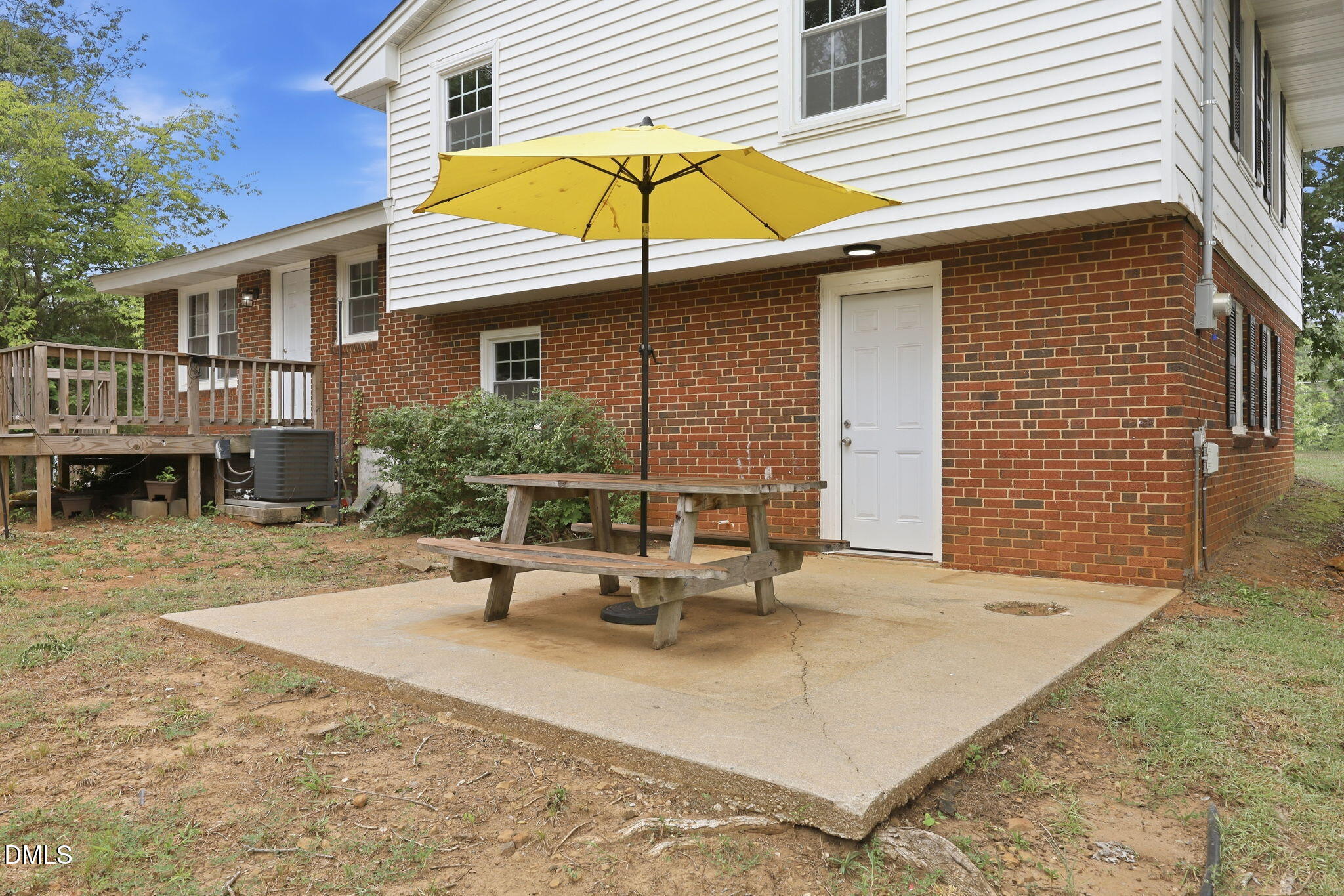 1536 N King Charles Road