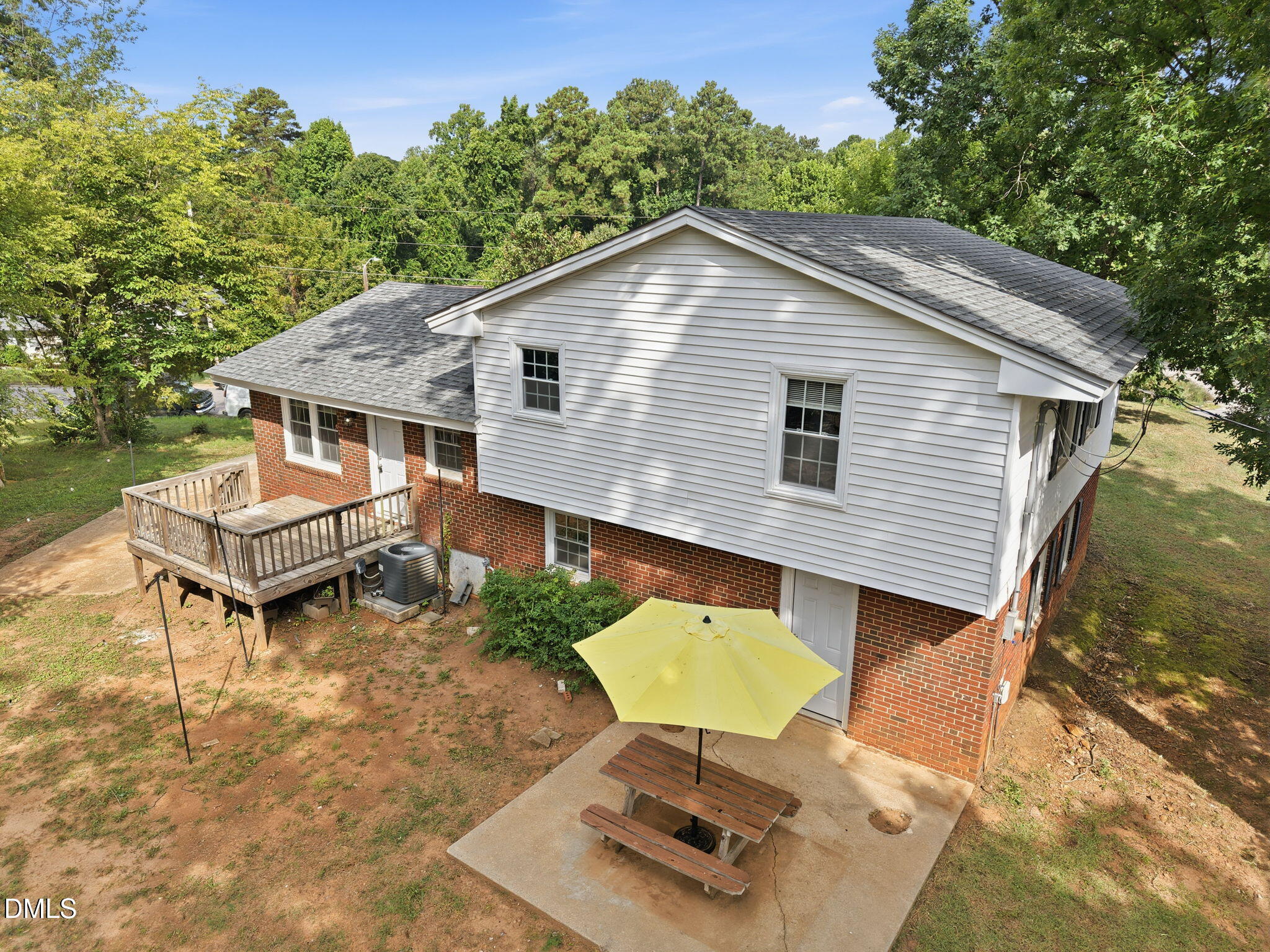 1536 N King Charles Road