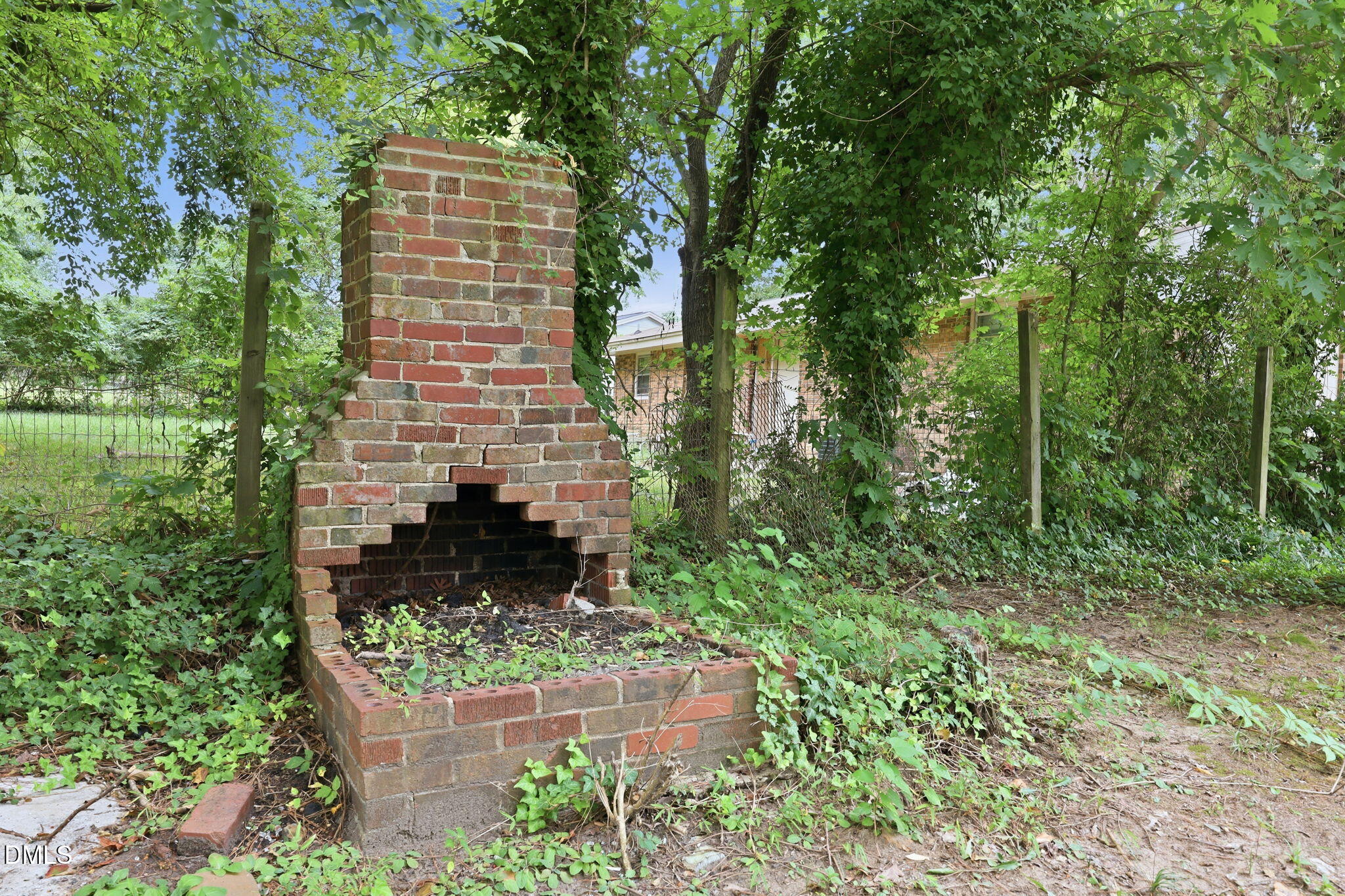 1536 N King Charles Road