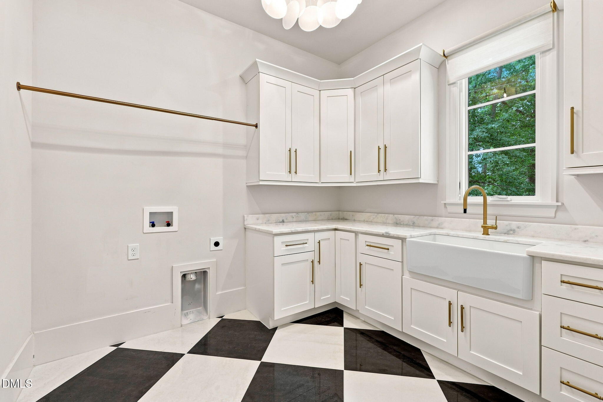 822 Pebblebrook Drive