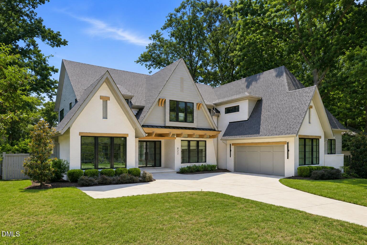 822 Pebblebrook Drive
