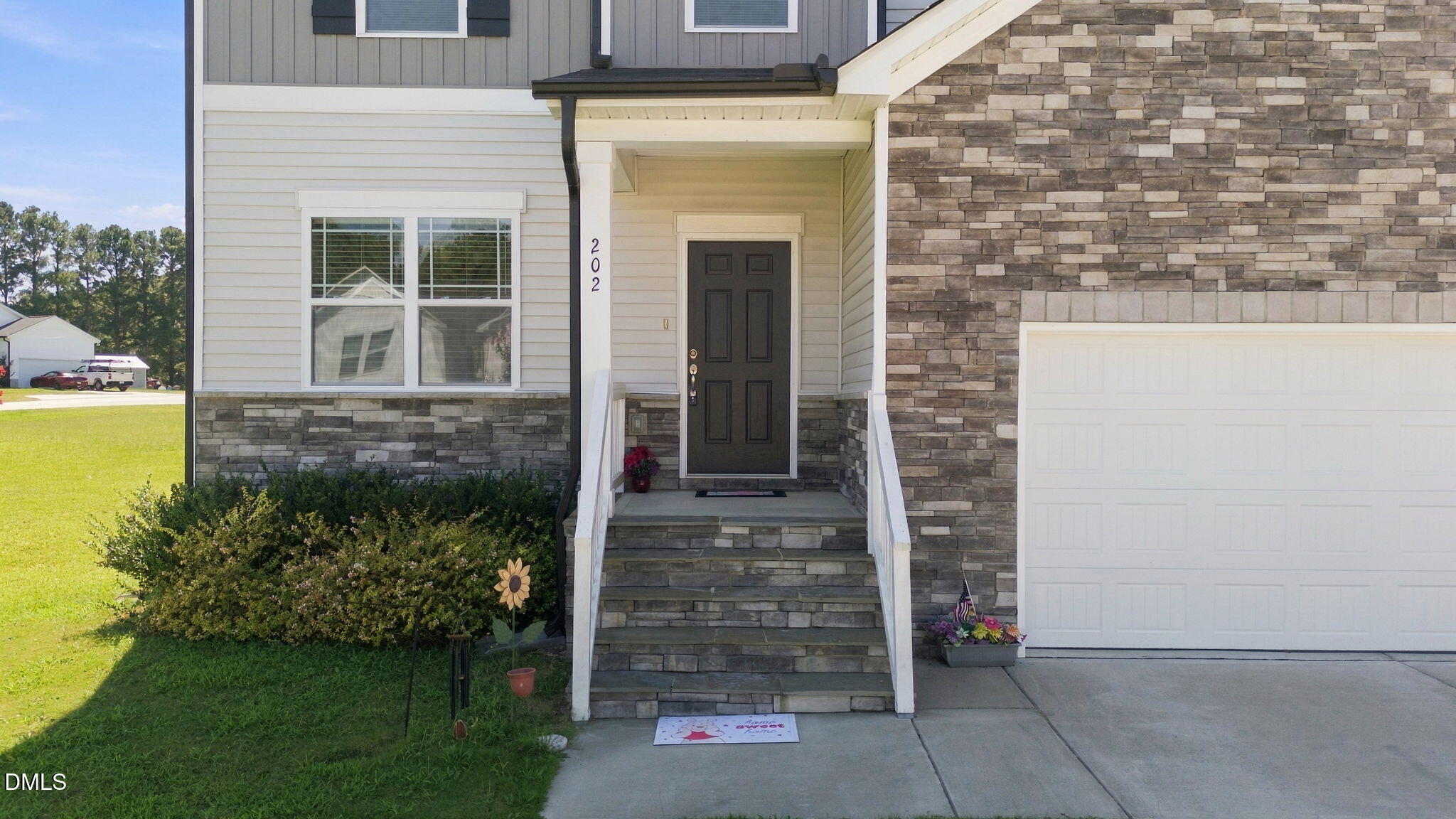 202 Queenstown Drive