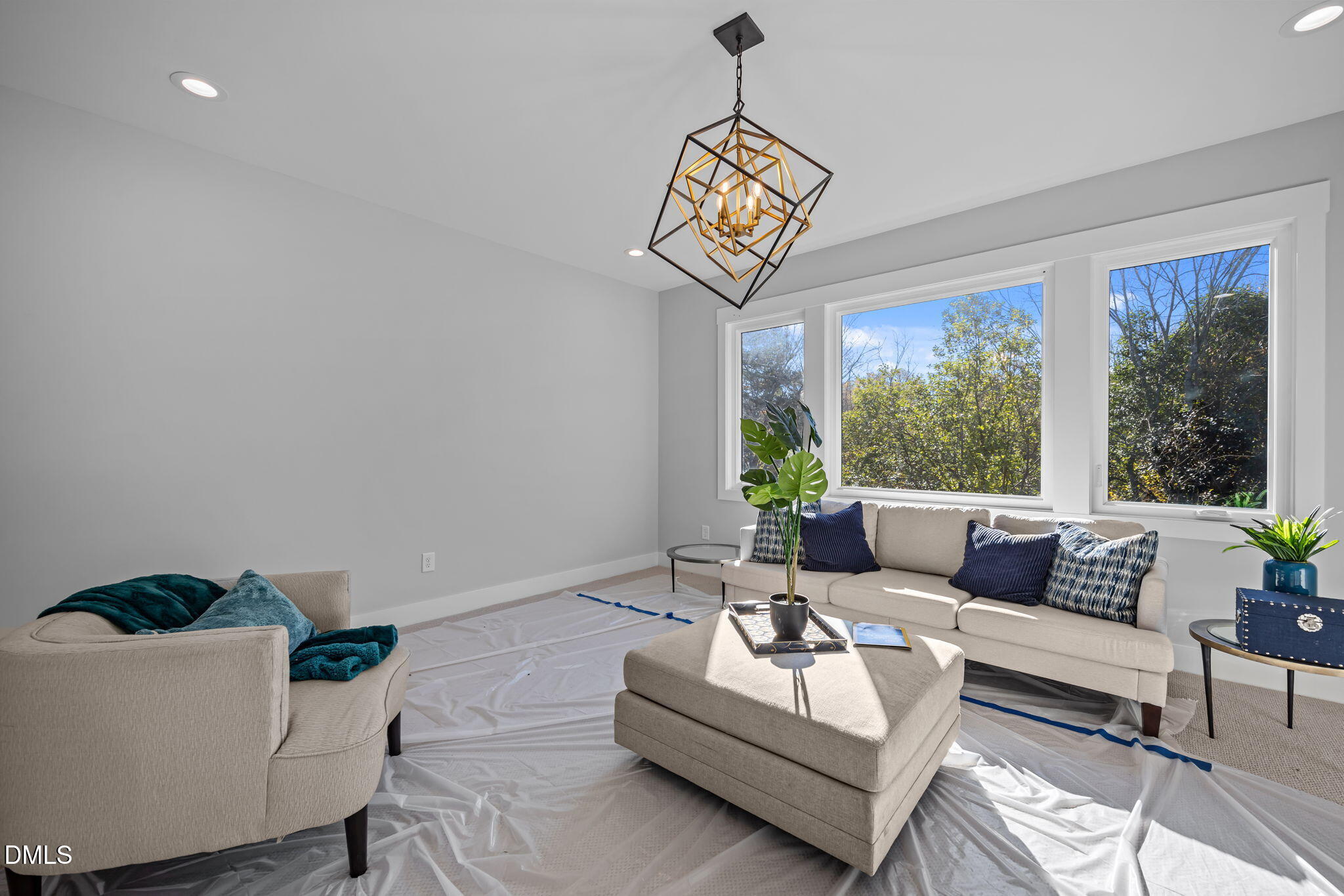 1005 Phoenix Place