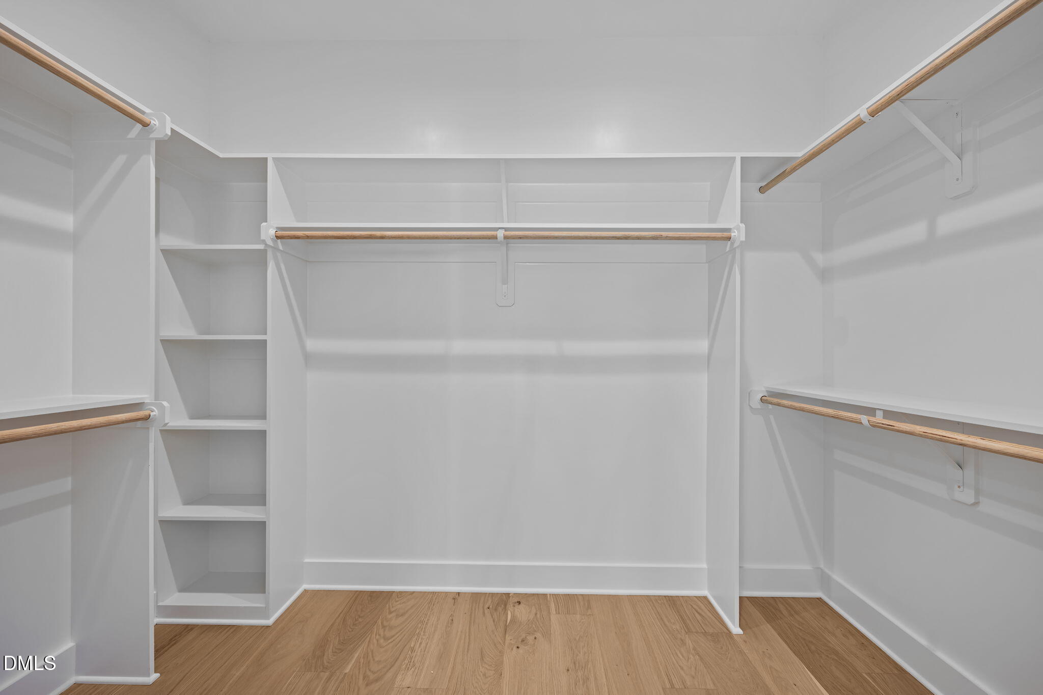 1005 Phoenix Place