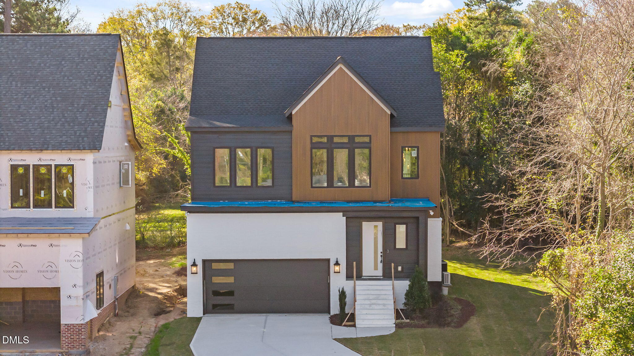 1005 Phoenix Place