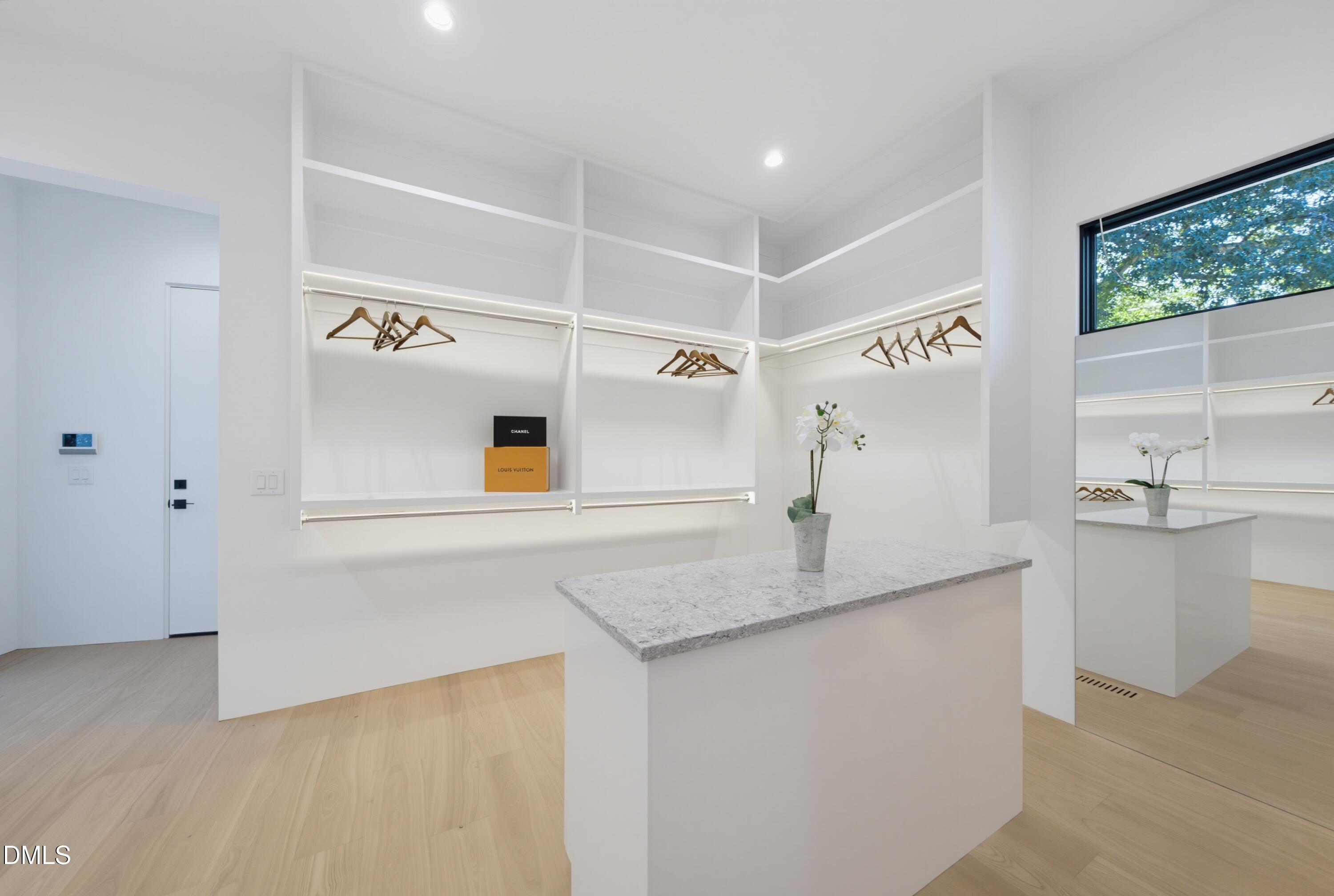 305 Dartmouth Road