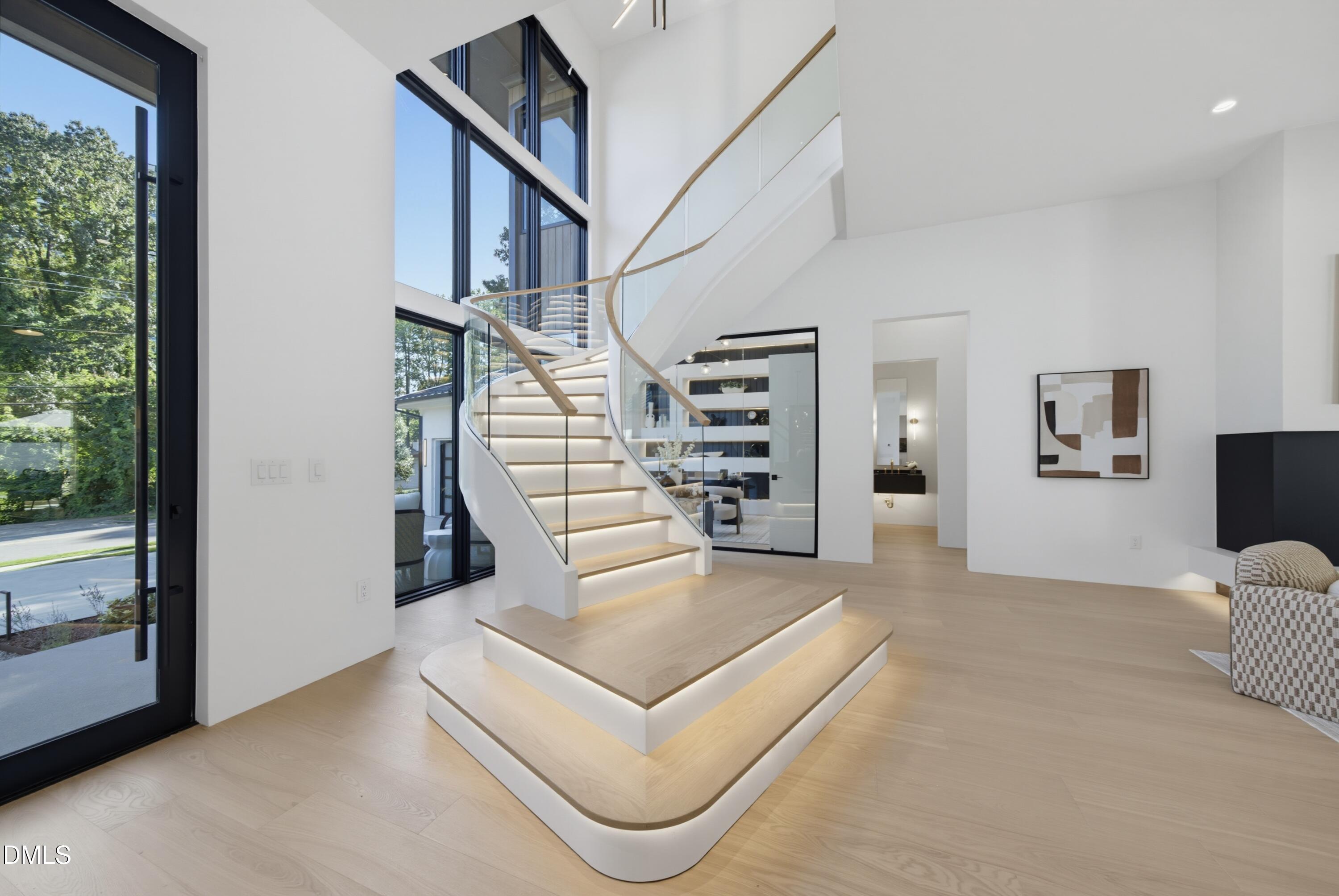 305 Dartmouth Road
