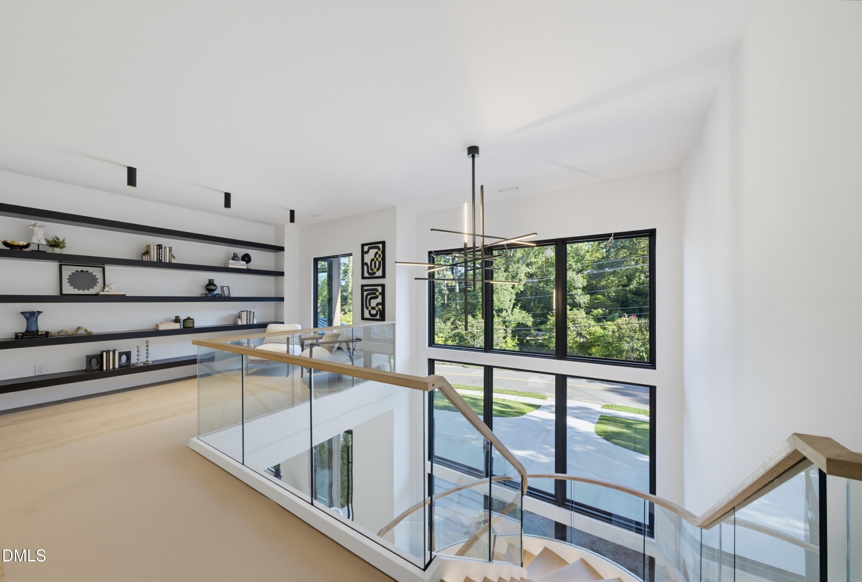 305 Dartmouth Road