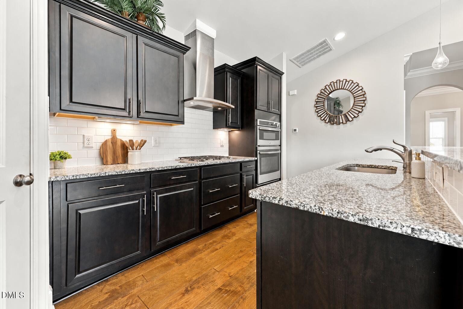 424 Kings Glen Way