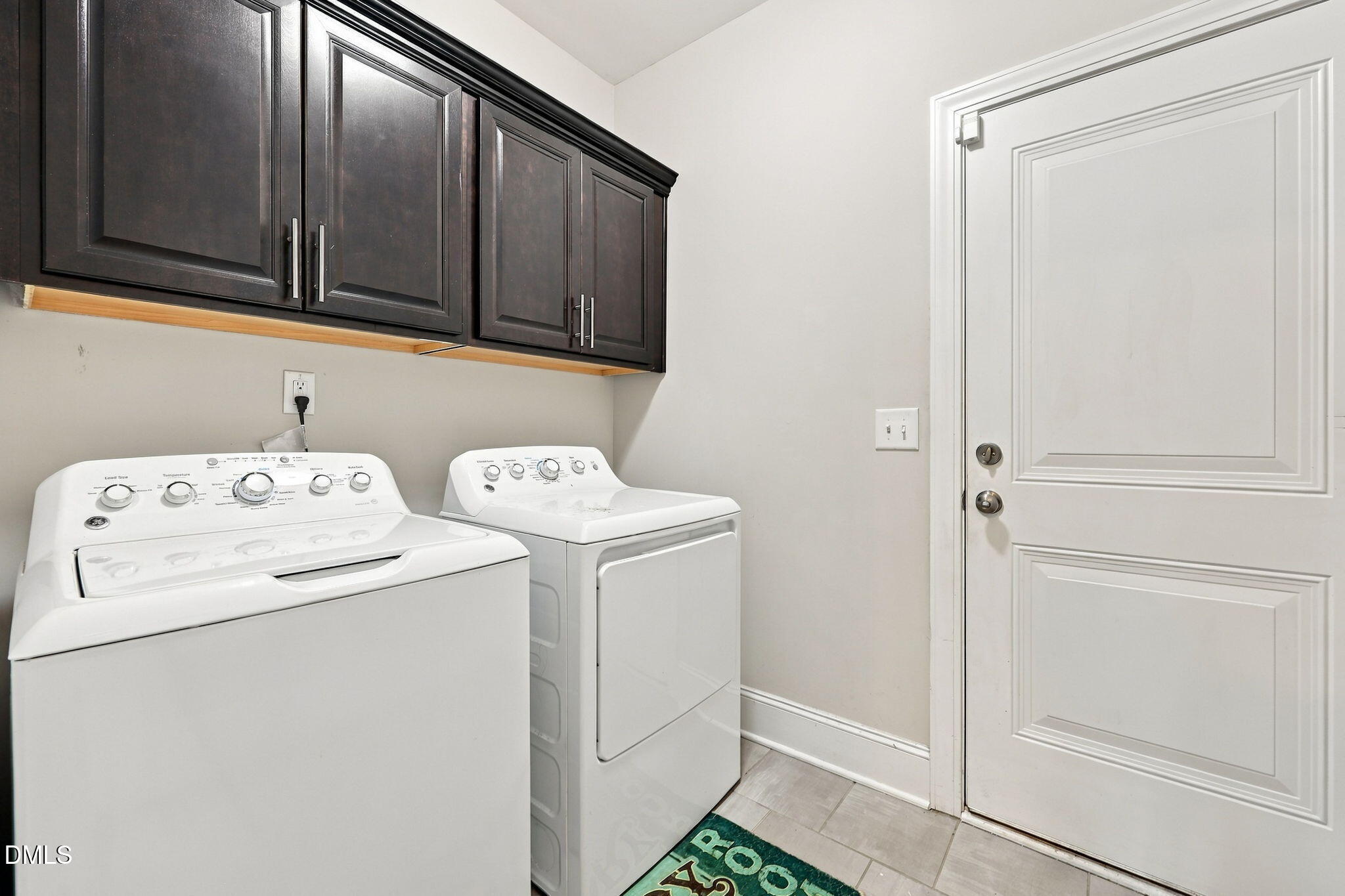 424 Kings Glen Way