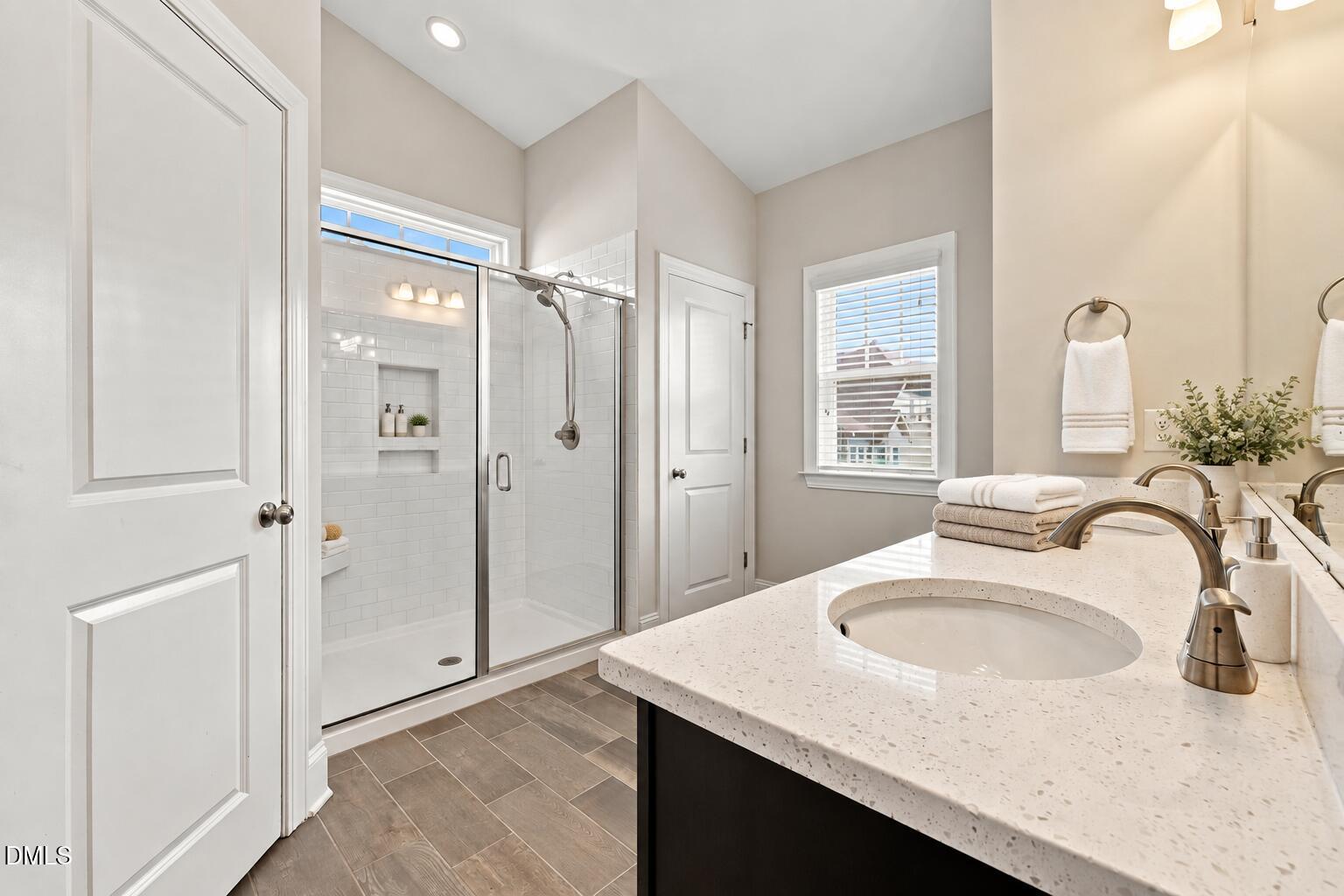424 Kings Glen Way