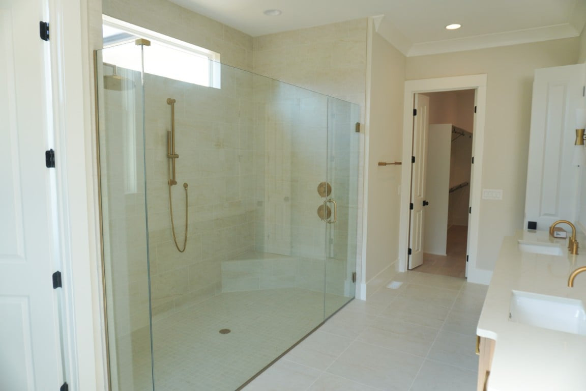 2432 Rosslare Mews Lane