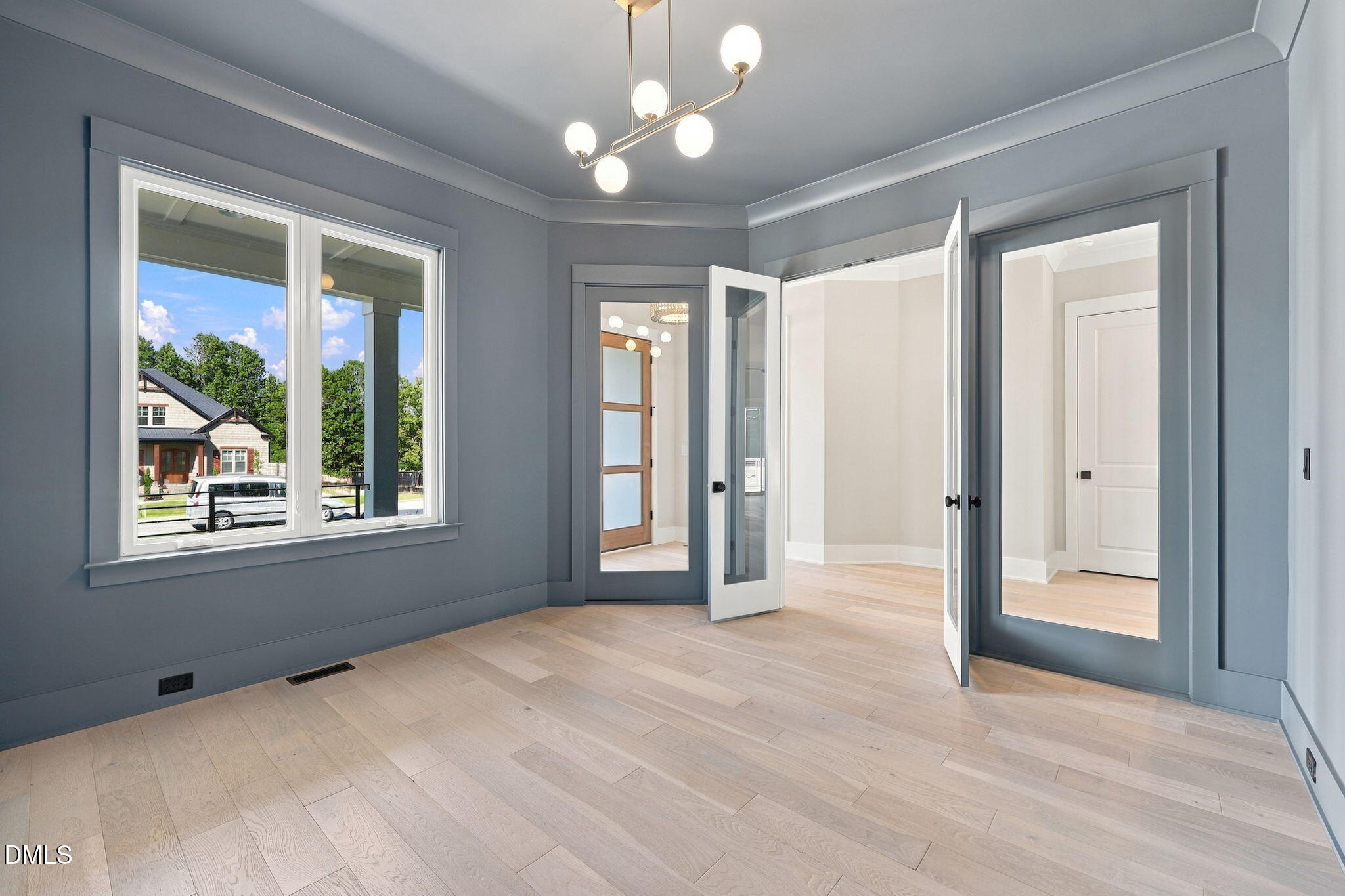2432 Rosslare Mews Lane