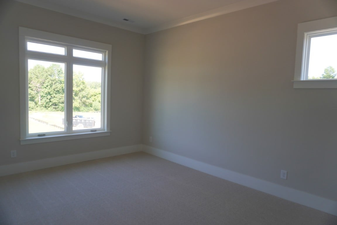 2432 Rosslare Mews Lane