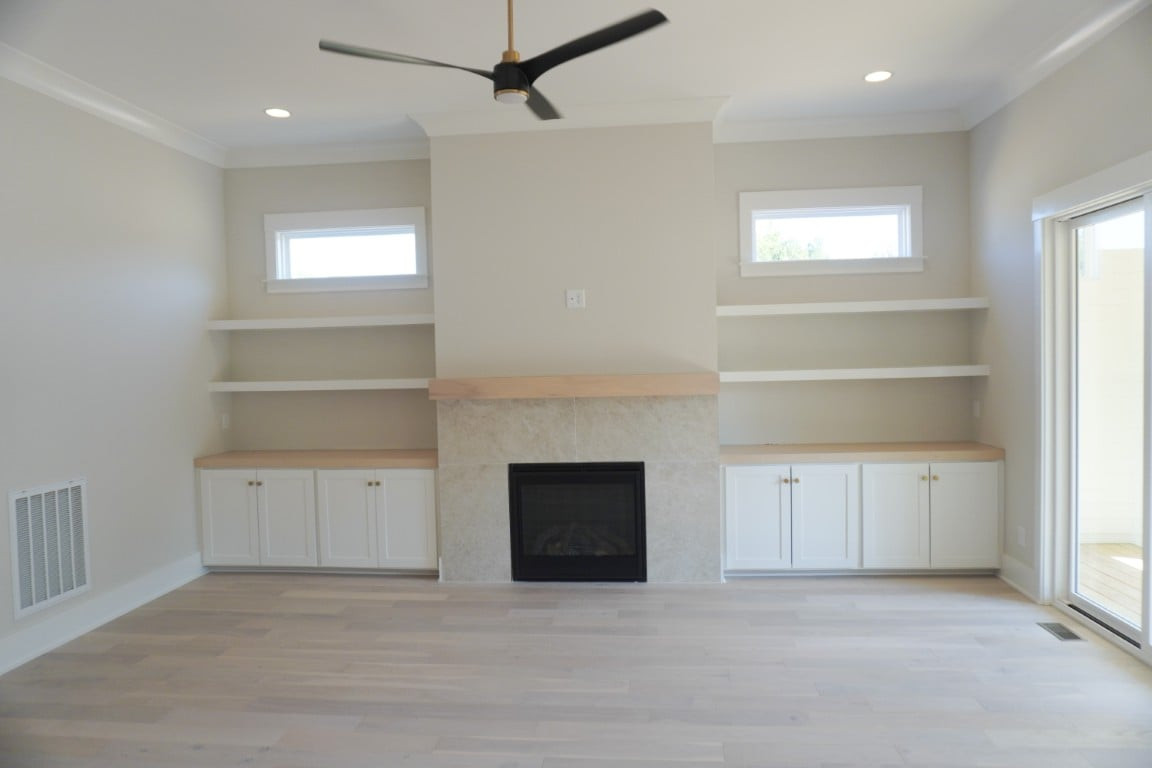 2432 Rosslare Mews Lane