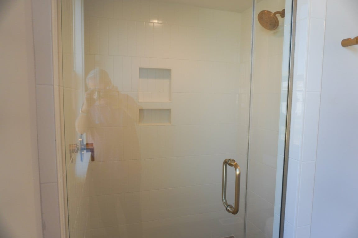 2432 Rosslare Mews Lane