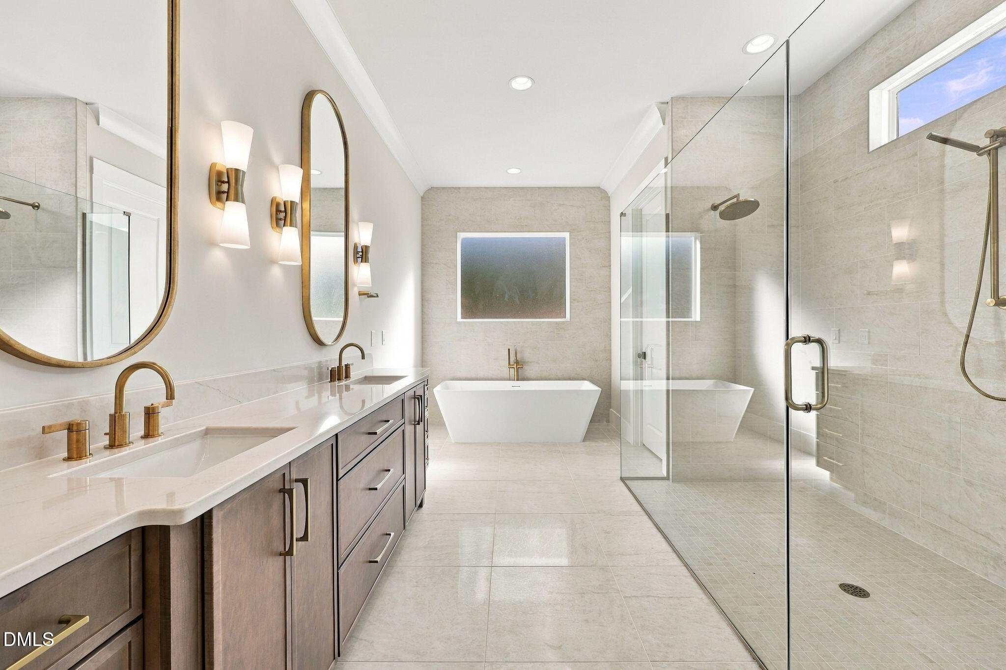 2432 Rosslare Mews Lane