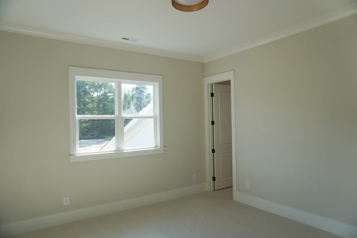 2432 Rosslare Mews Lane