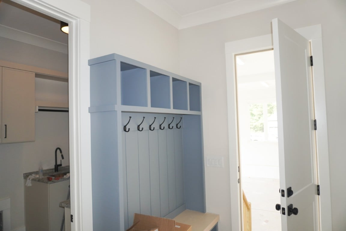 2432 Rosslare Mews Lane