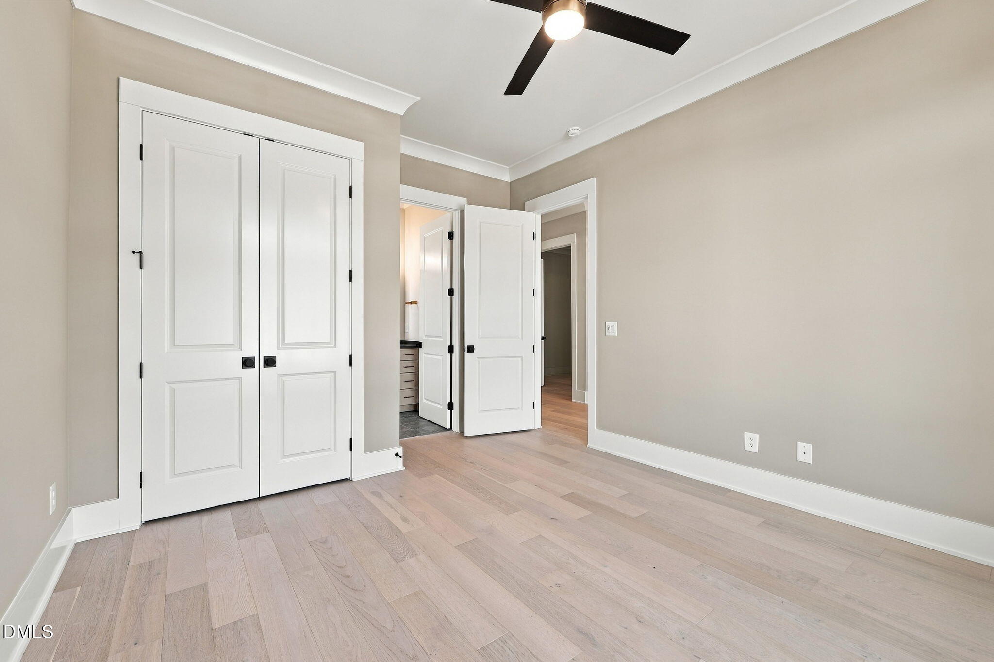 2432 Rosslare Mews Lane