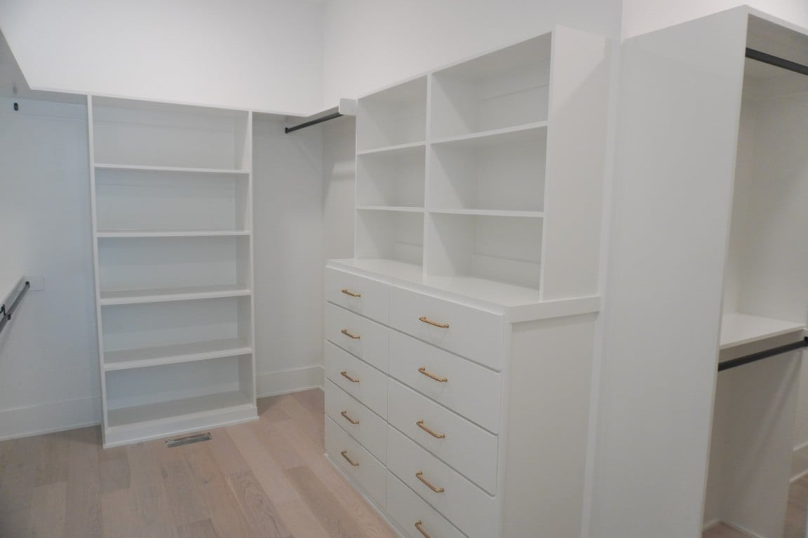 2432 Rosslare Mews Lane