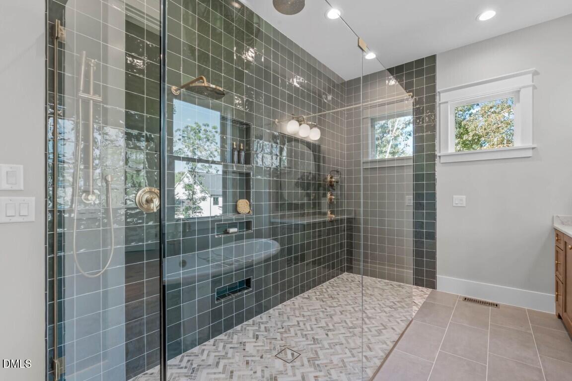 2912 Frances Marie Lane
