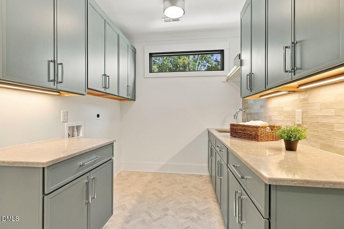 1225 Duplin Road