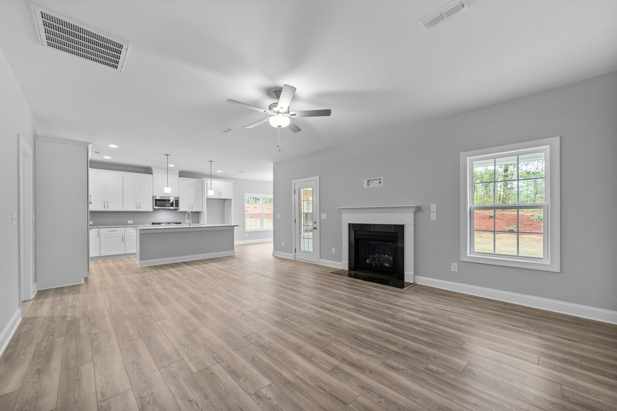 40 Vast View Way