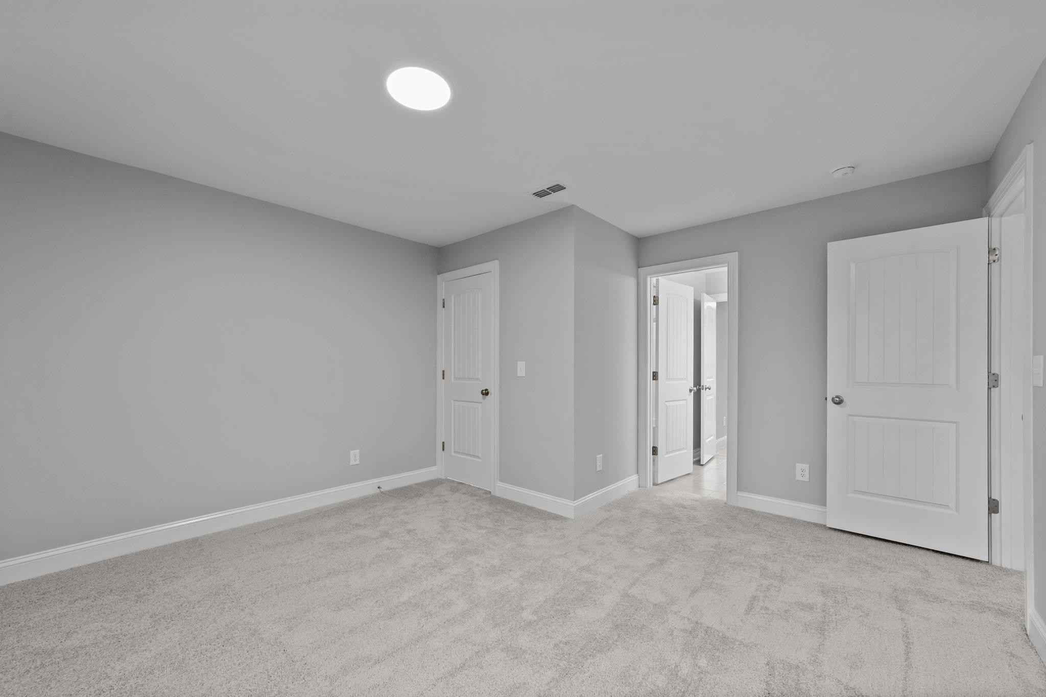 40 Vast View Way