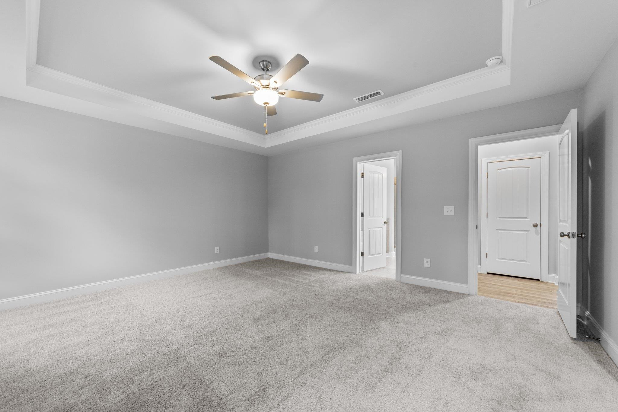 40 Vast View Way