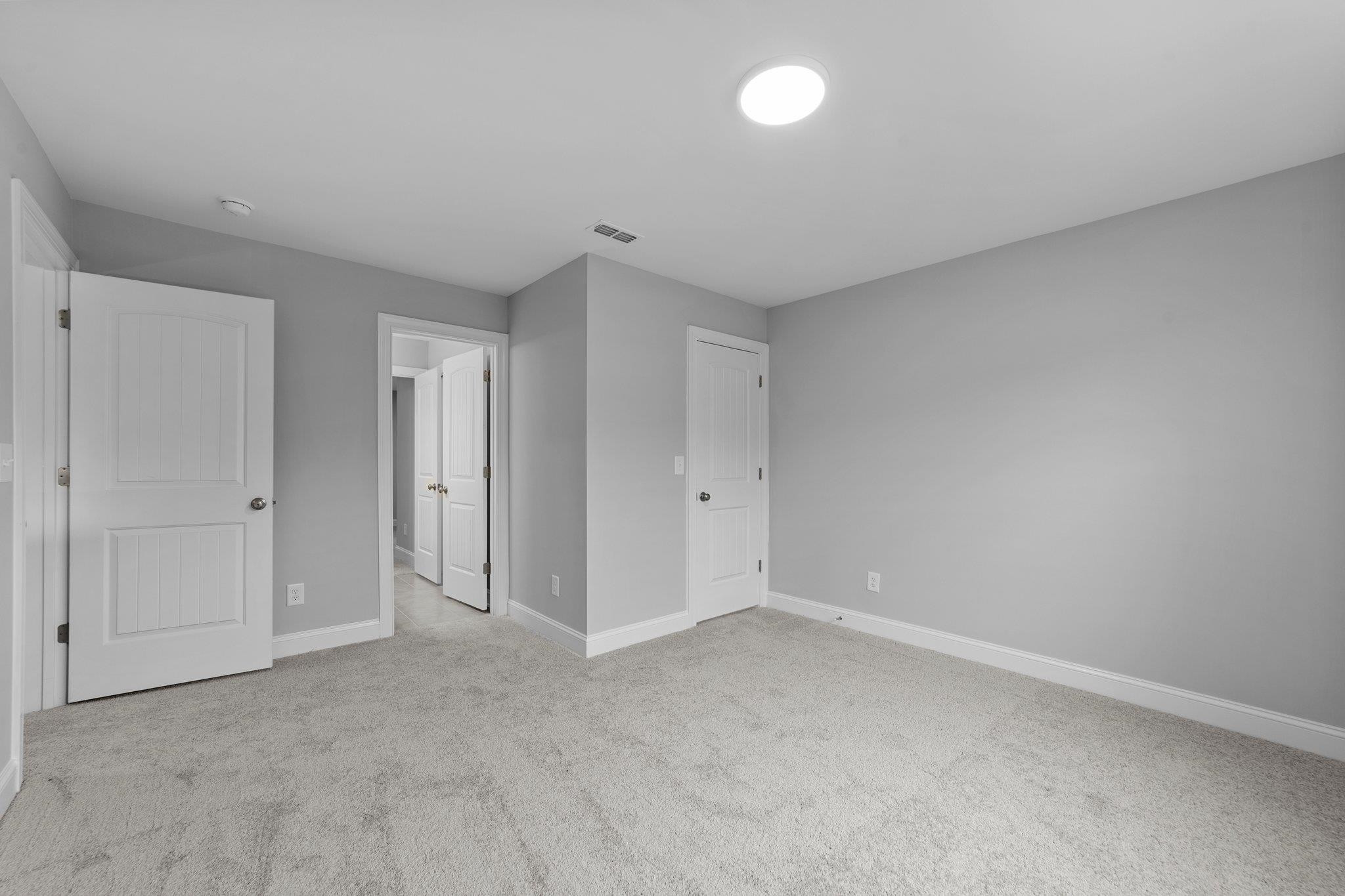 40 Vast View Way