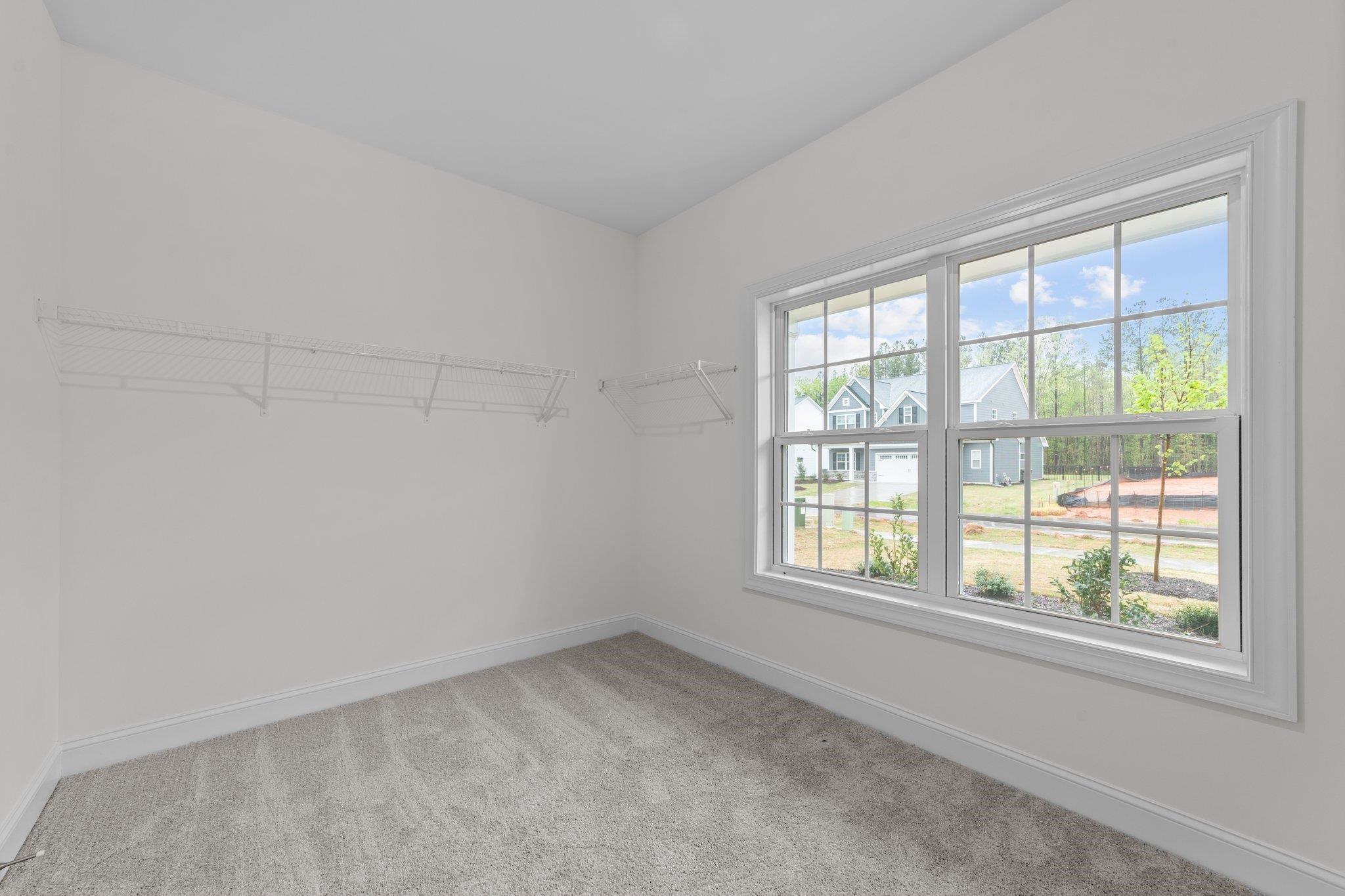 40 Vast View Way