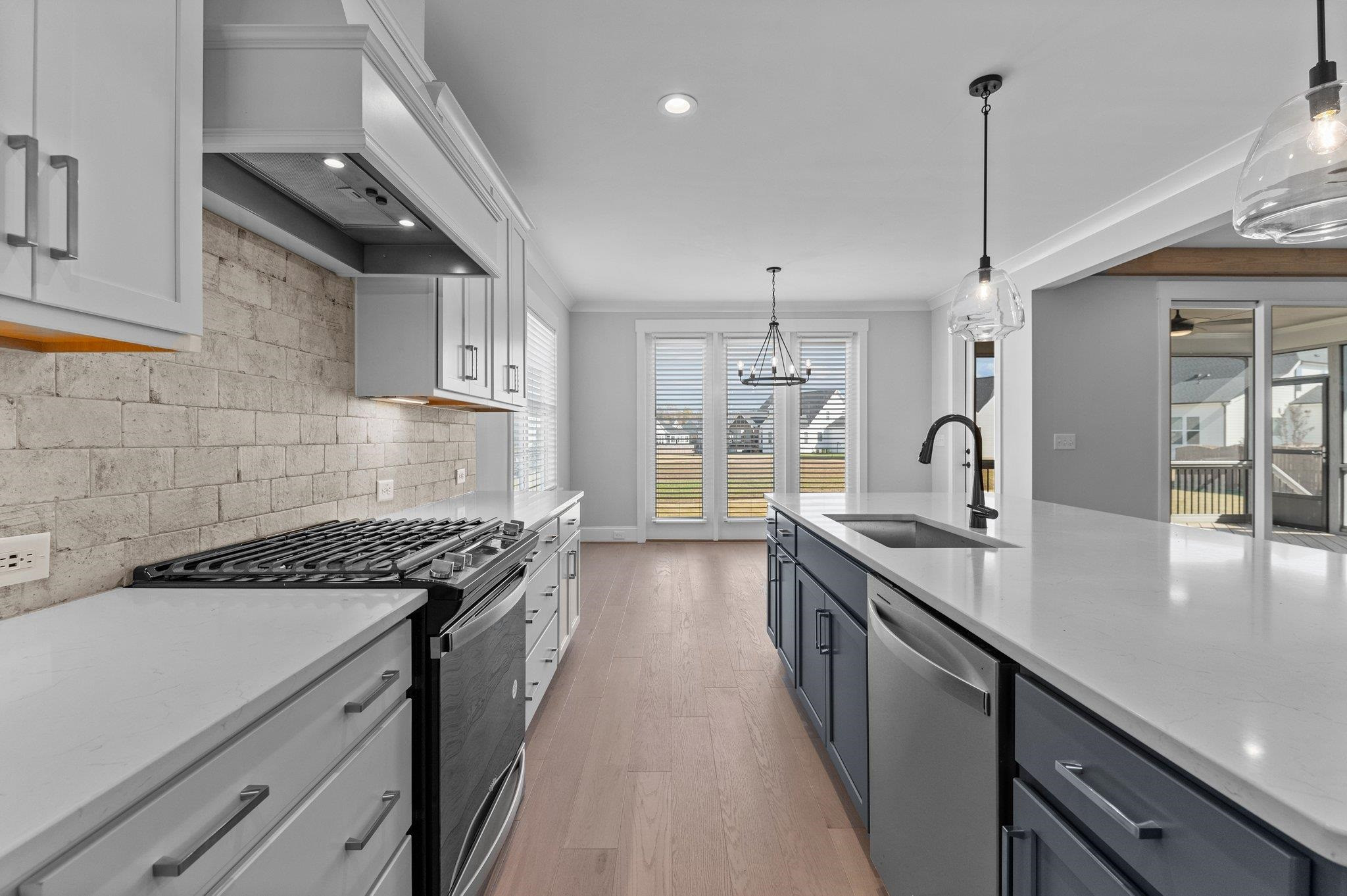 1120 Bessie Court