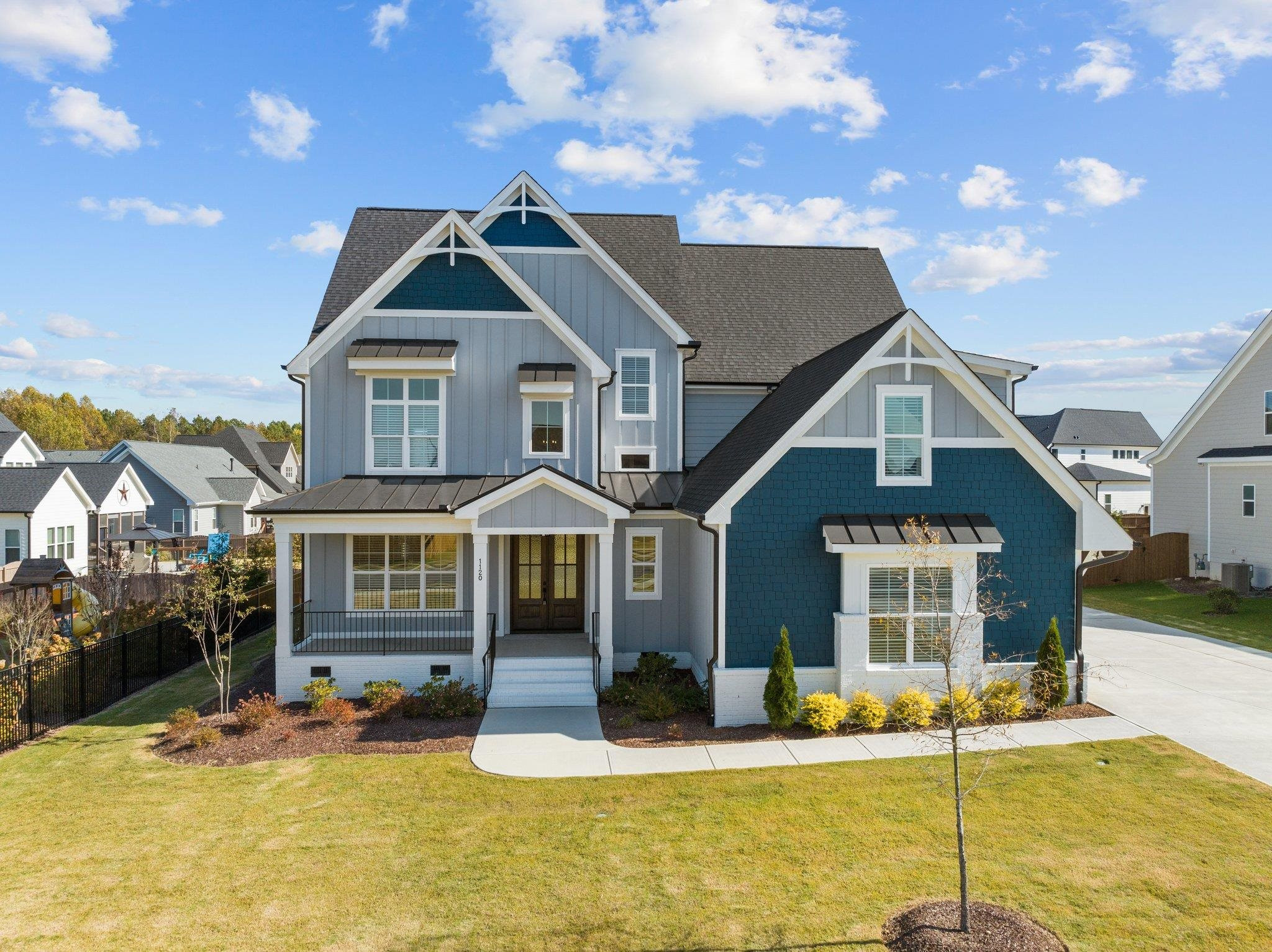 1120 Bessie Court