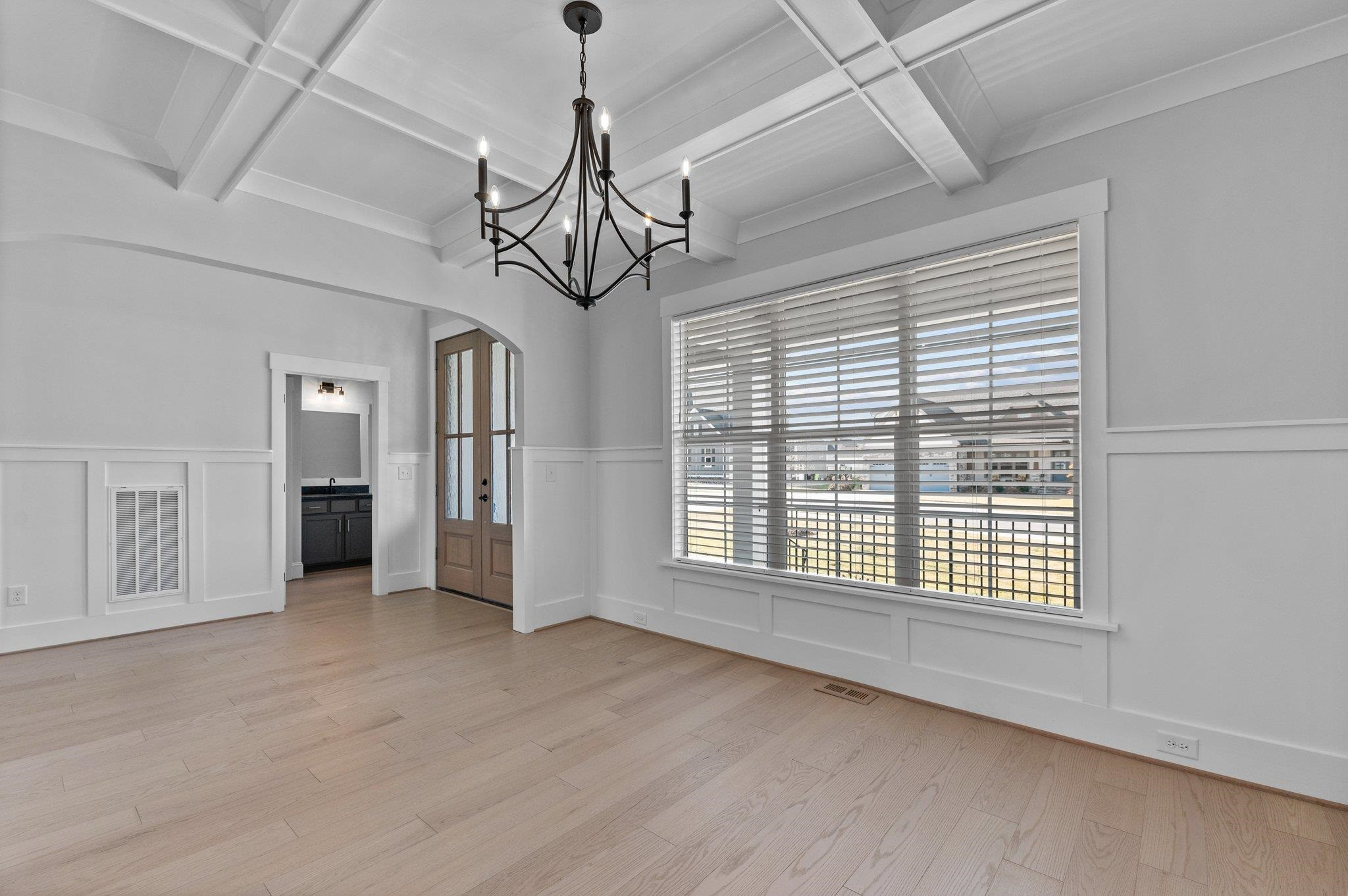 1120 Bessie Court