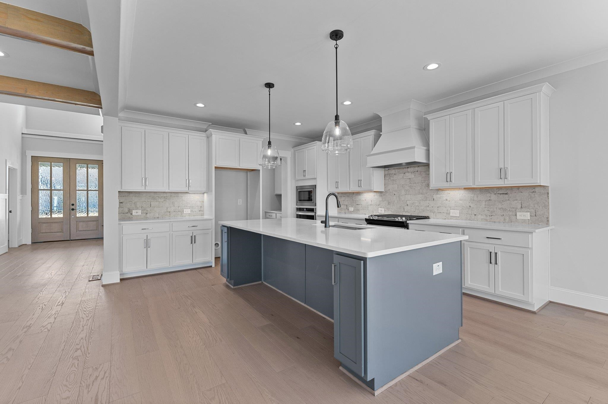1120 Bessie Court