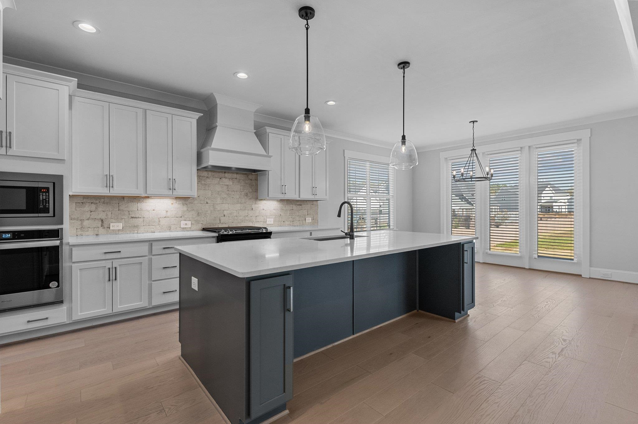 1120 Bessie Court