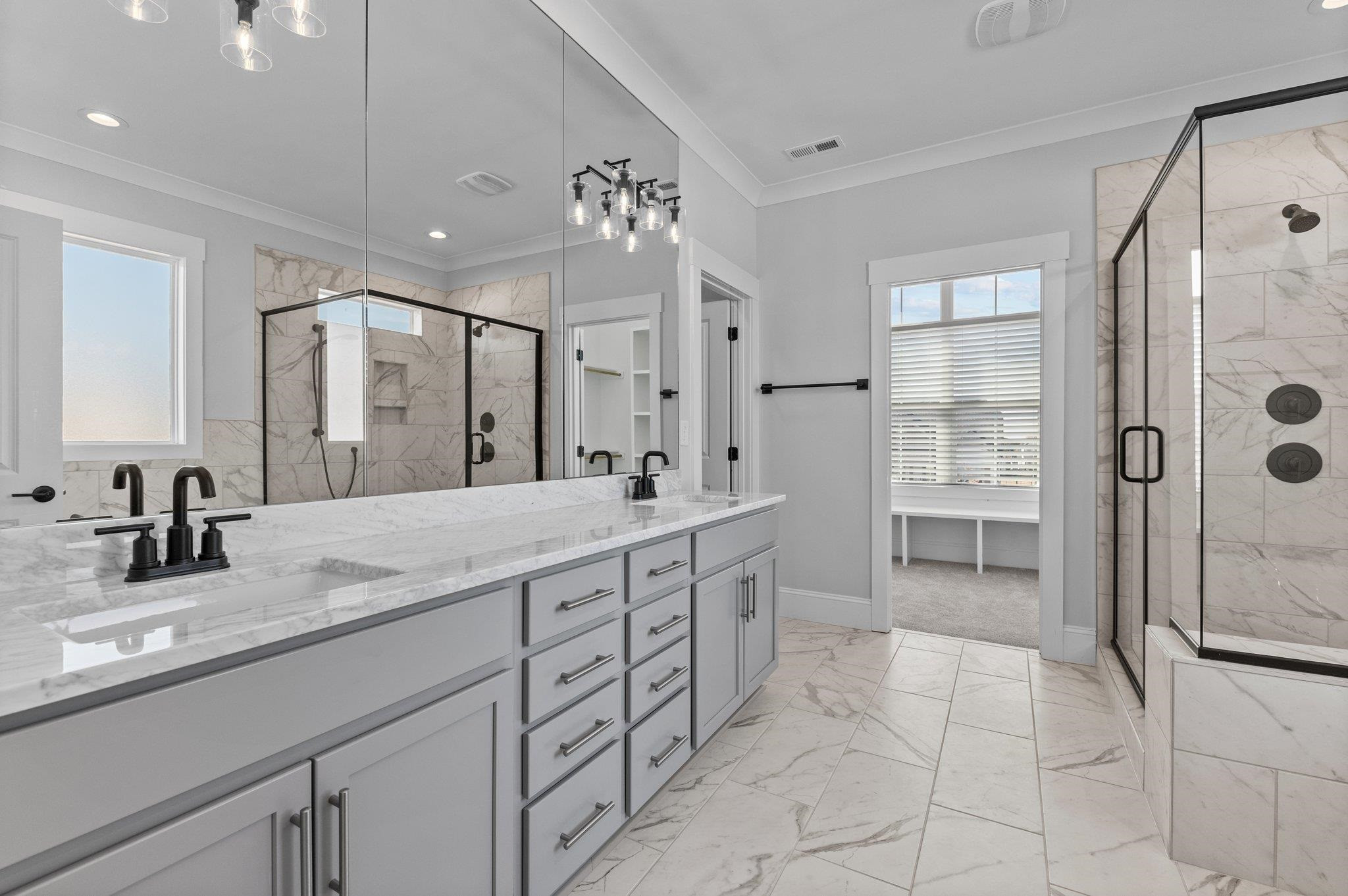 1120 Bessie Court