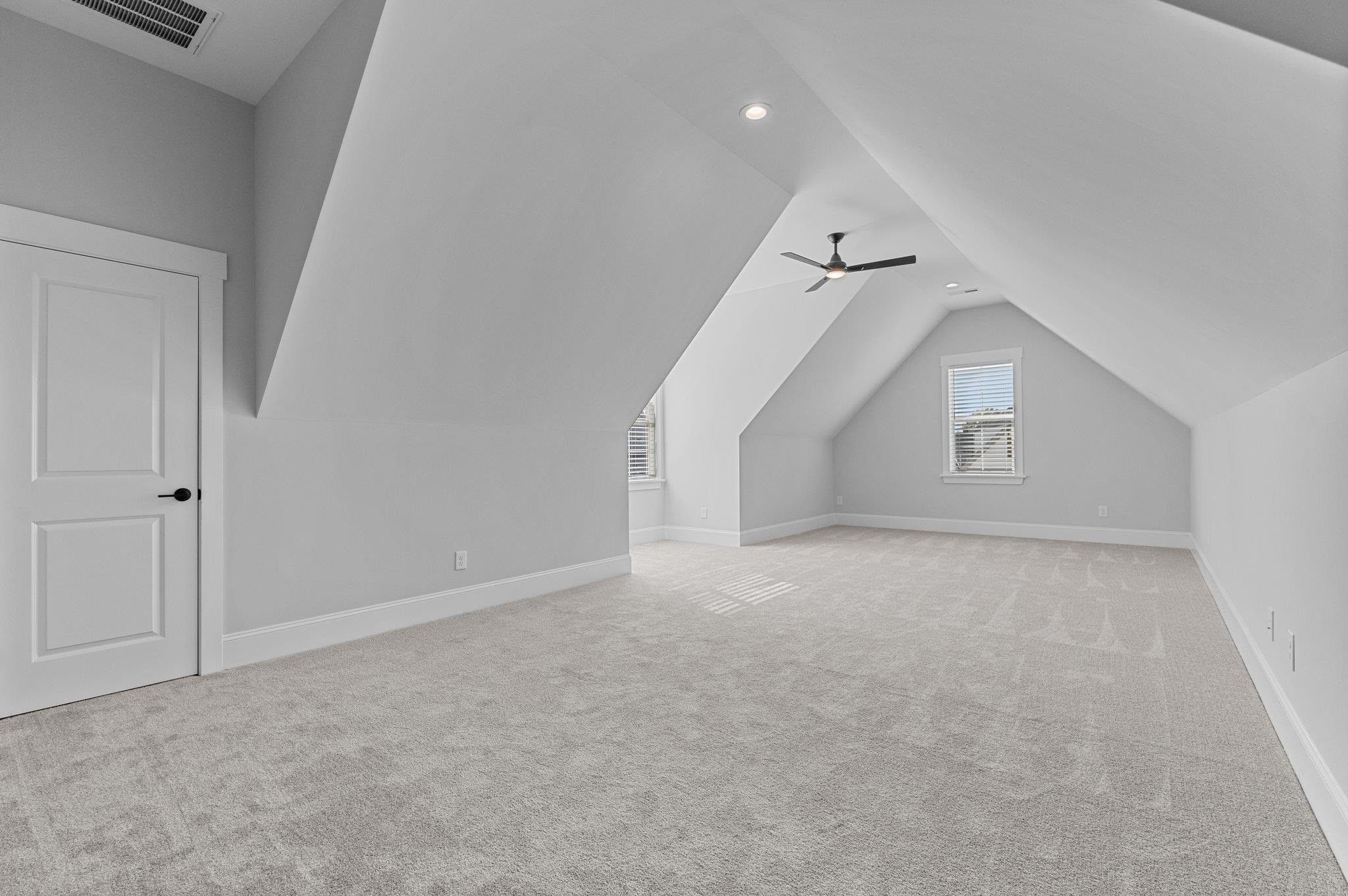 1120 Bessie Court