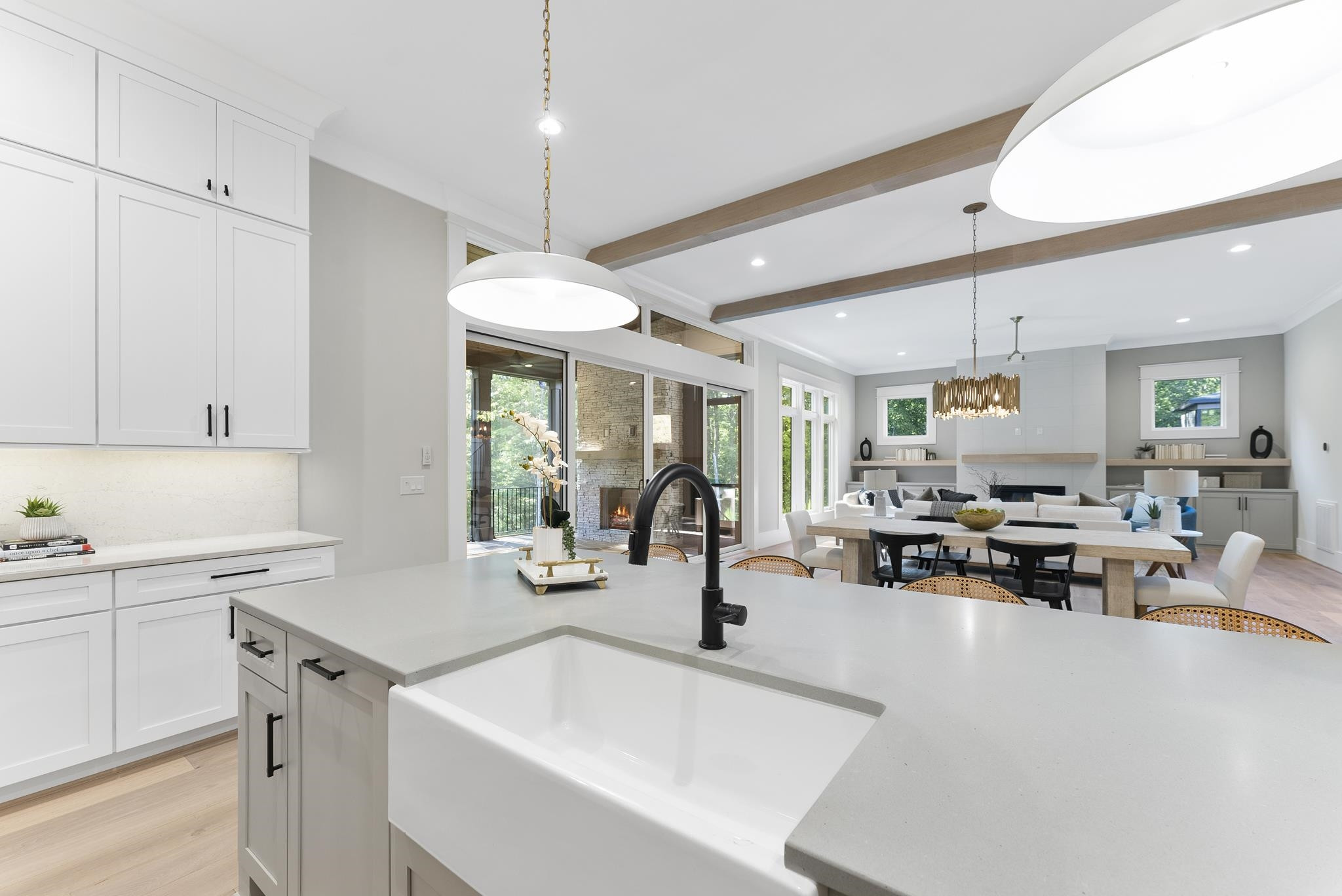 5817 Vintage Oak Lane