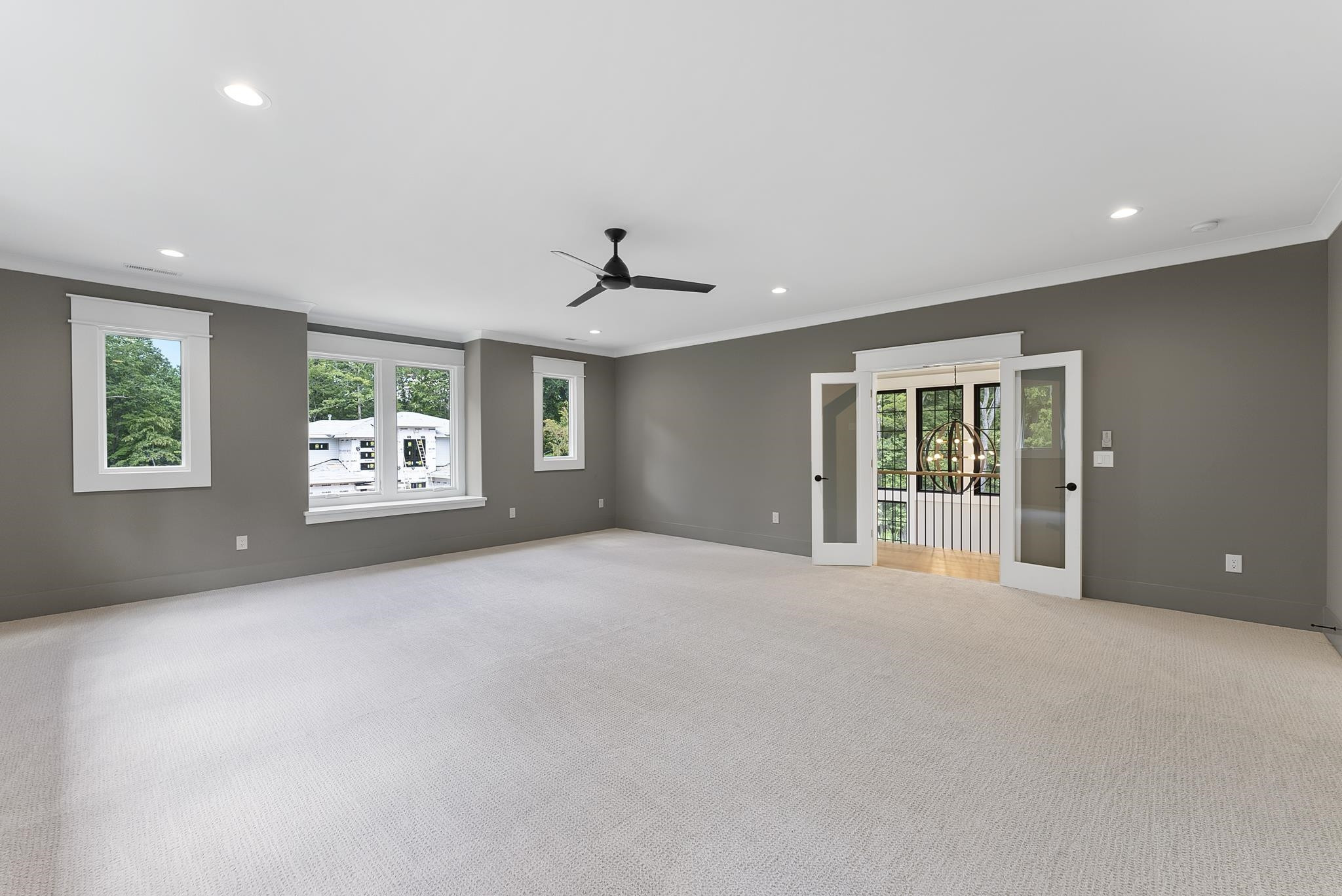 5817 Vintage Oak Lane