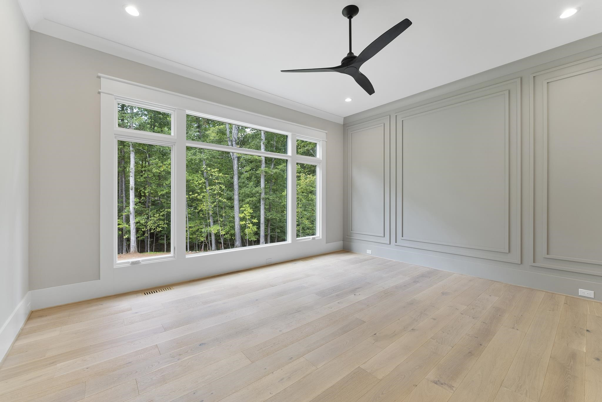 5817 Vintage Oak Lane