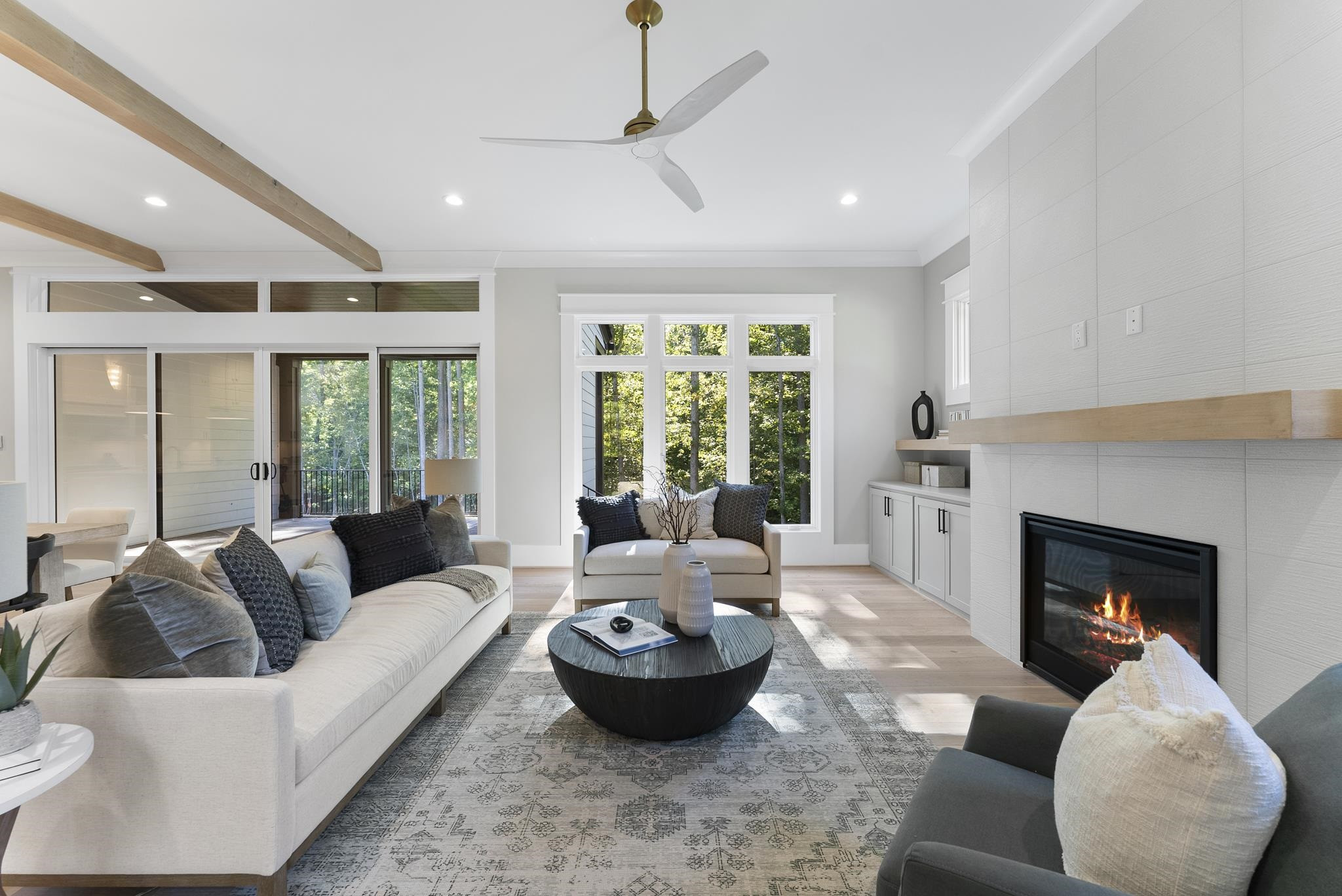 5817 Vintage Oak Lane